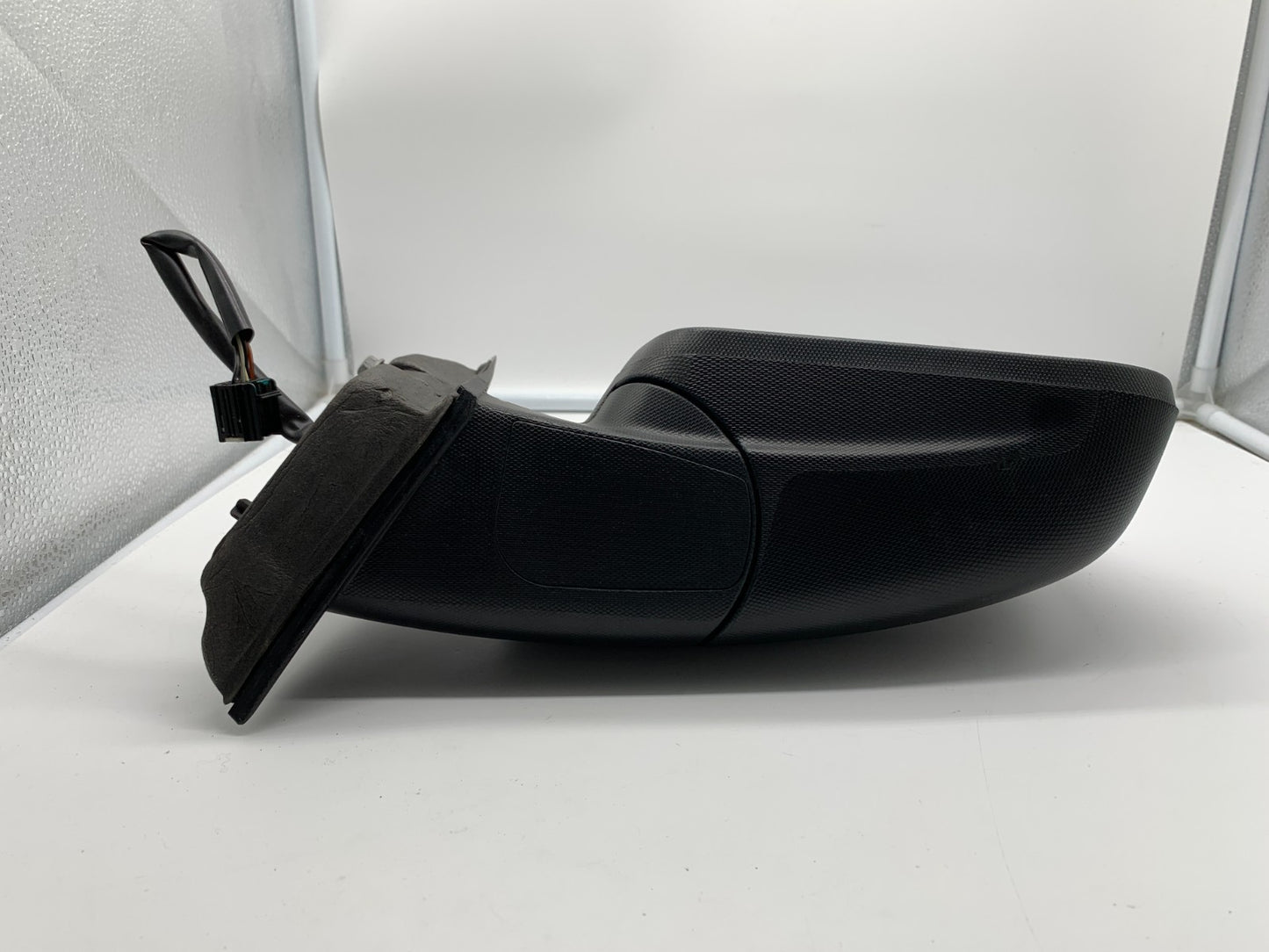 2010-2011 GMC Terrain Passenger View Power Door Mirror Black OEM D02B41029