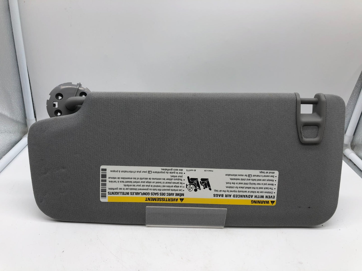 2017-2022 Chevrolet Trax Passenger Sun Visor Gray Illuminated OEM C02B54004