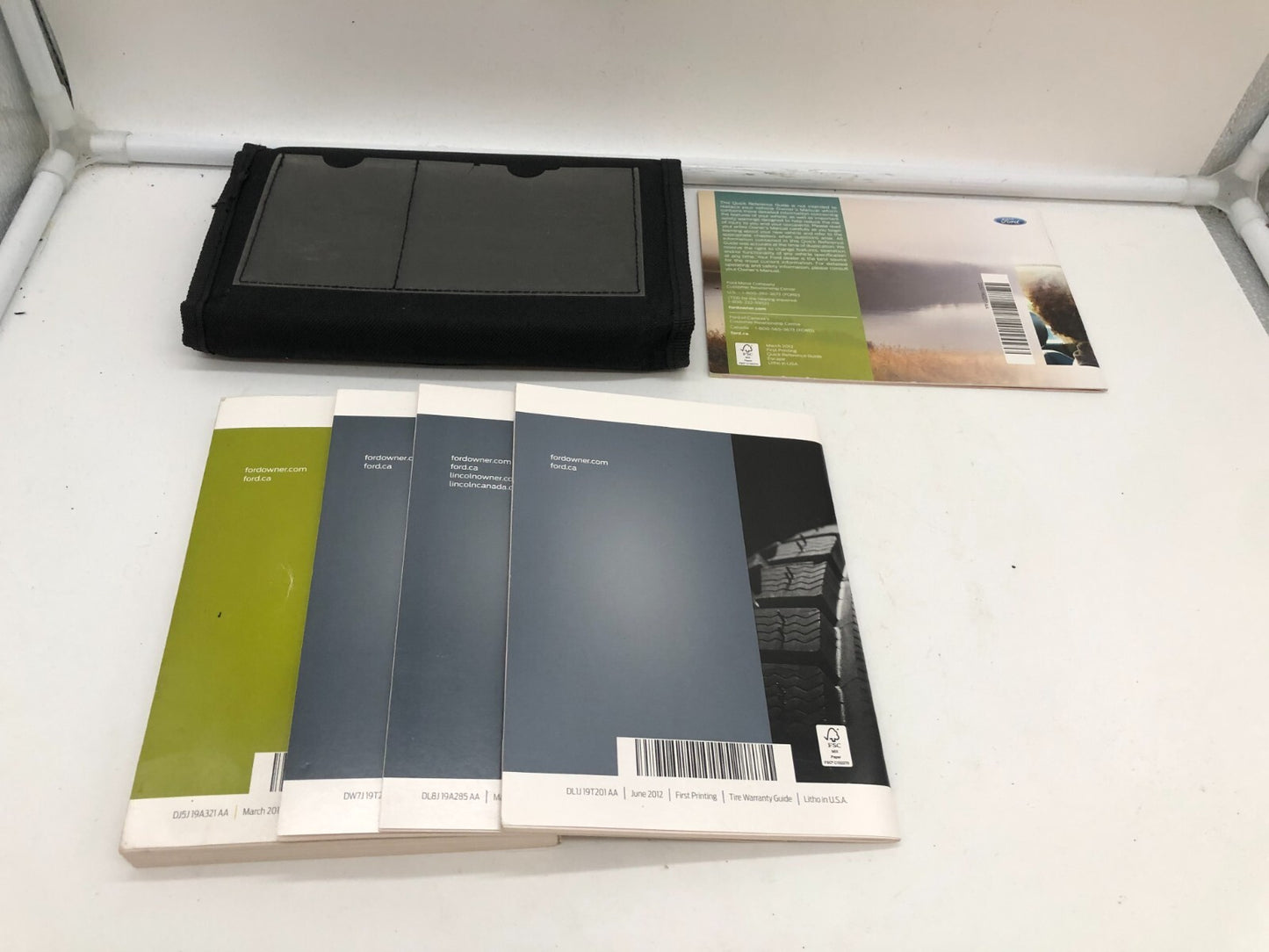 2013 Ford Escape Owners Manual Set with Case OEM B04B49059