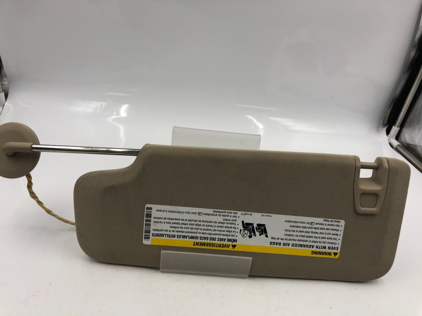 2014-2019 Cadillac CTS Passenger Sun Visor Beige Illuminated OEM B03B06086