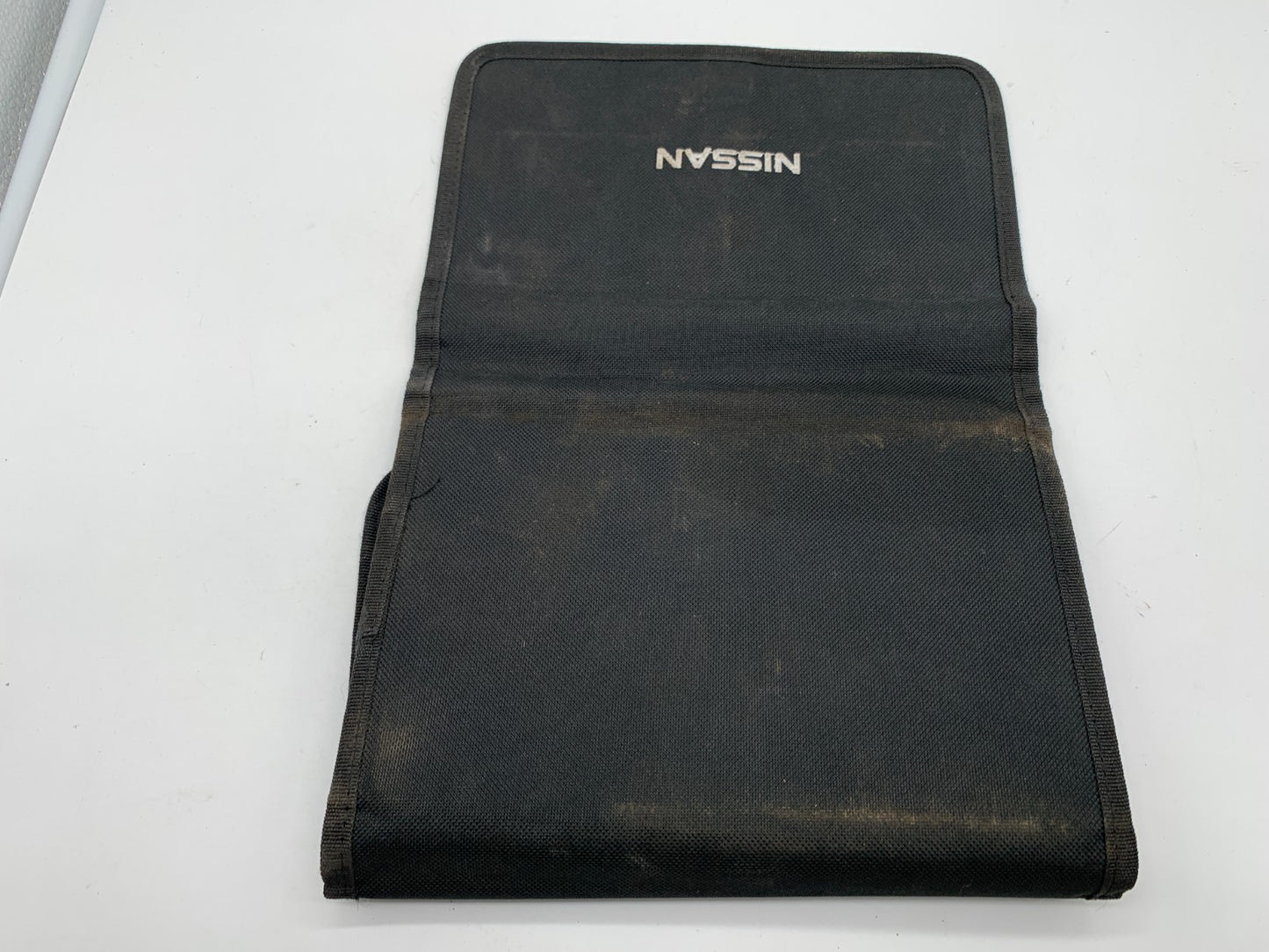 2013 Nissan Pathfinder Owners Manual Set with Case OEM C03B29006