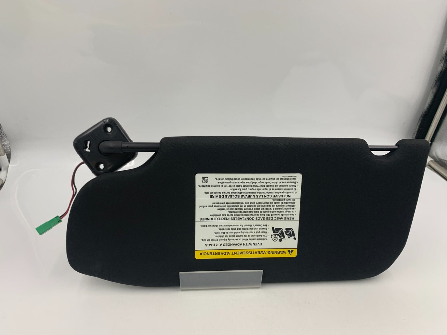 2010-2016 Ford Taurus Passenger Sunvisor Black Illuminated OEM A03B16026