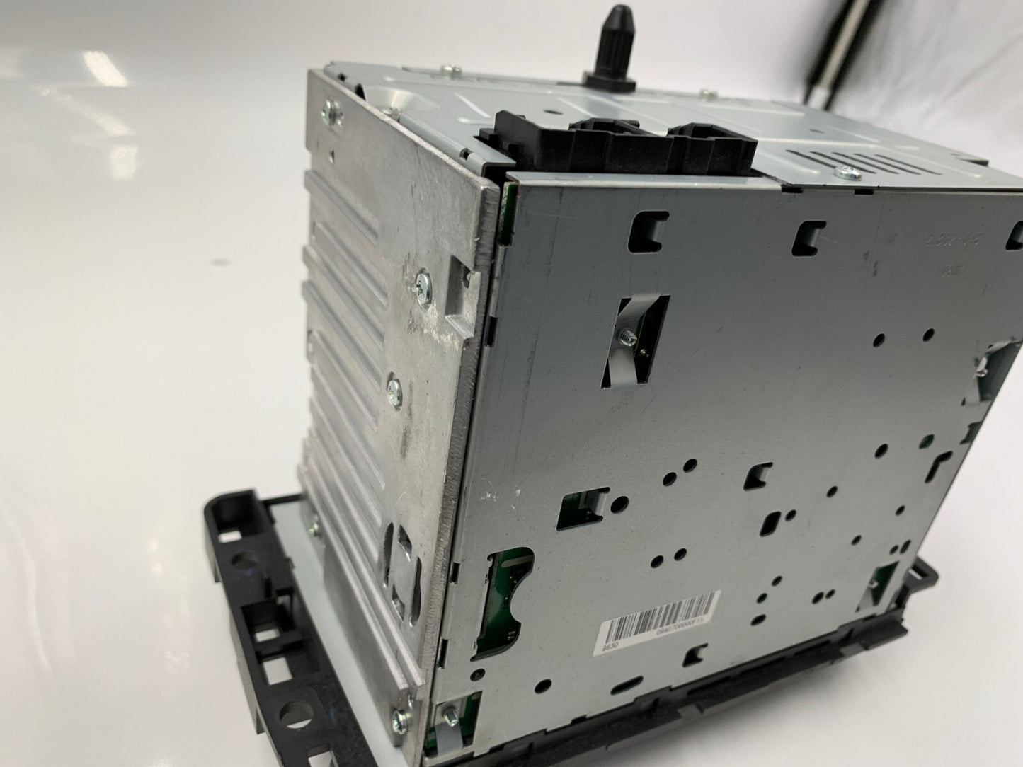 2008 Saturn Vue AM FM Radio CD Player Receiver OEM E01B37082