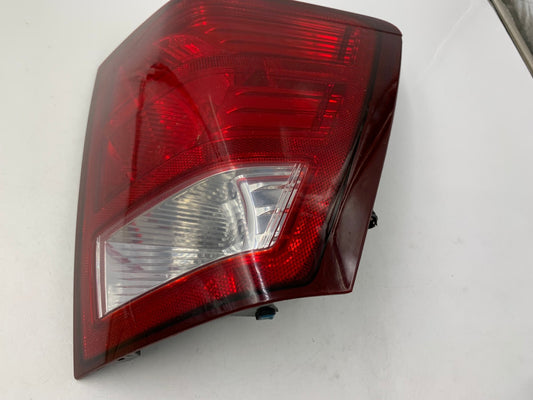 2007-2010 Jeep Grand Cherokee Driver Side Tail Light Taillight OEM D01B69002