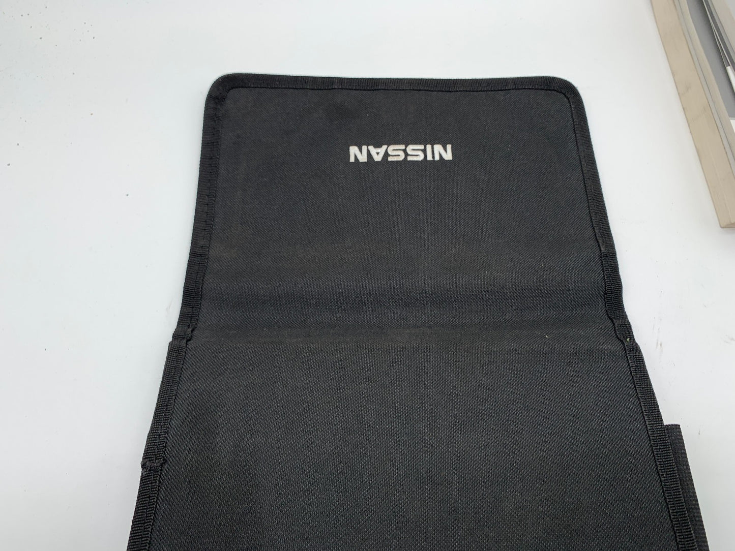 2020 Nissan Altima Sedan Owners Manual Set with Case OEM R01B30015