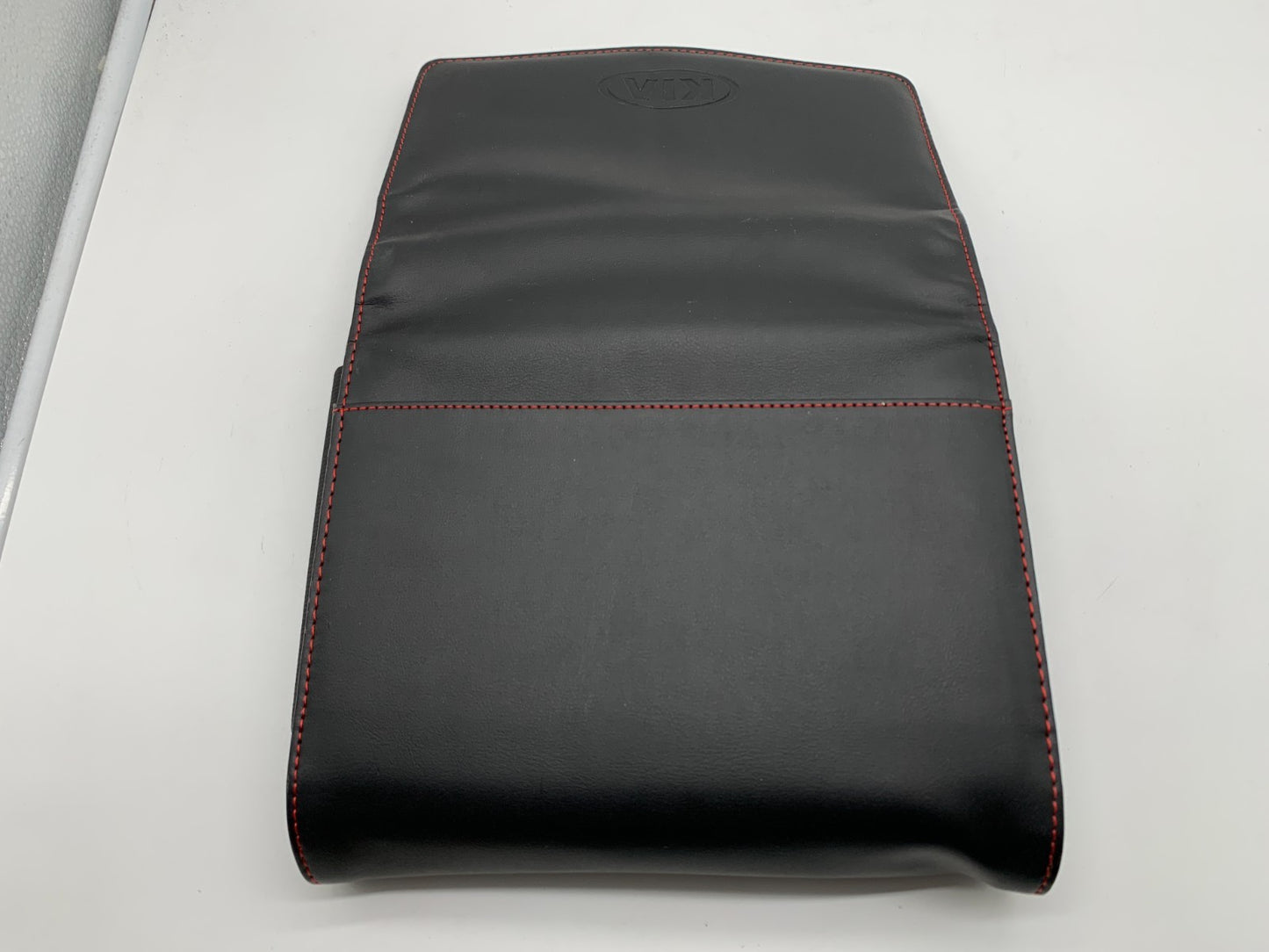 2017 Kia Sorento Owners Manual Set with Case OEM C01B47007