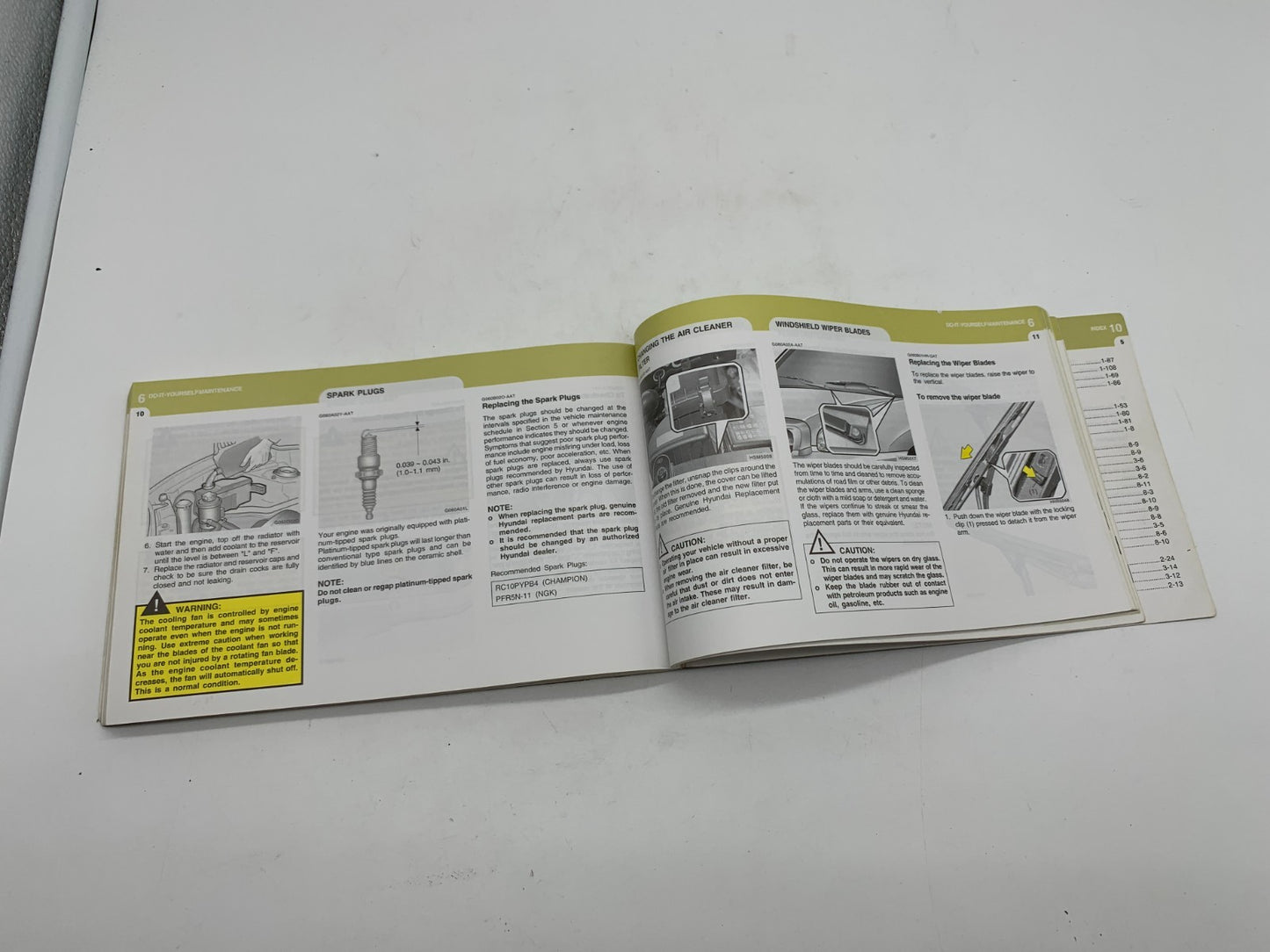 2005 Hyundai Santa Fe Owners Manual OEM E04B10052