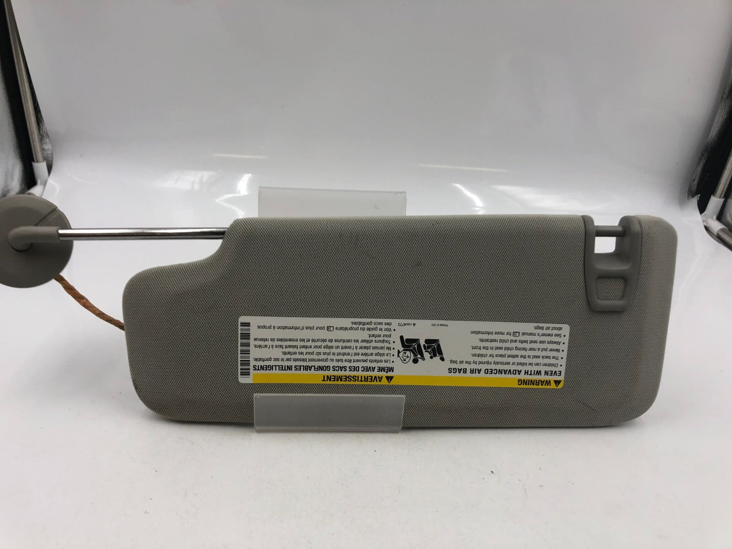 2013-2016 Chevrolet Malibu Passenger Sunvisor Gray Illuminated OEM E03B42052