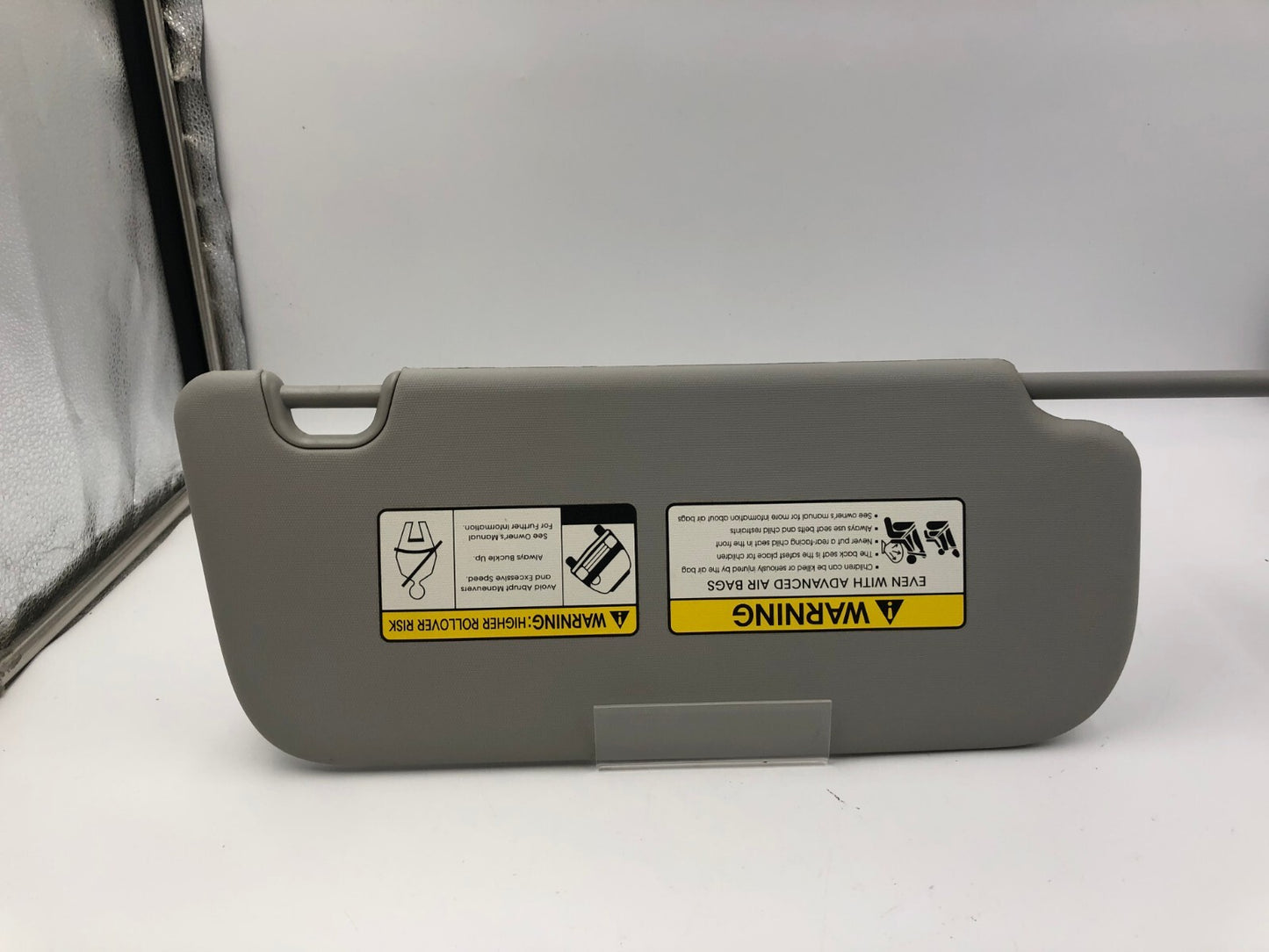 2014-2019 Kia Soul Driver Sun Visor Gray Illuminated OEM C01B11050