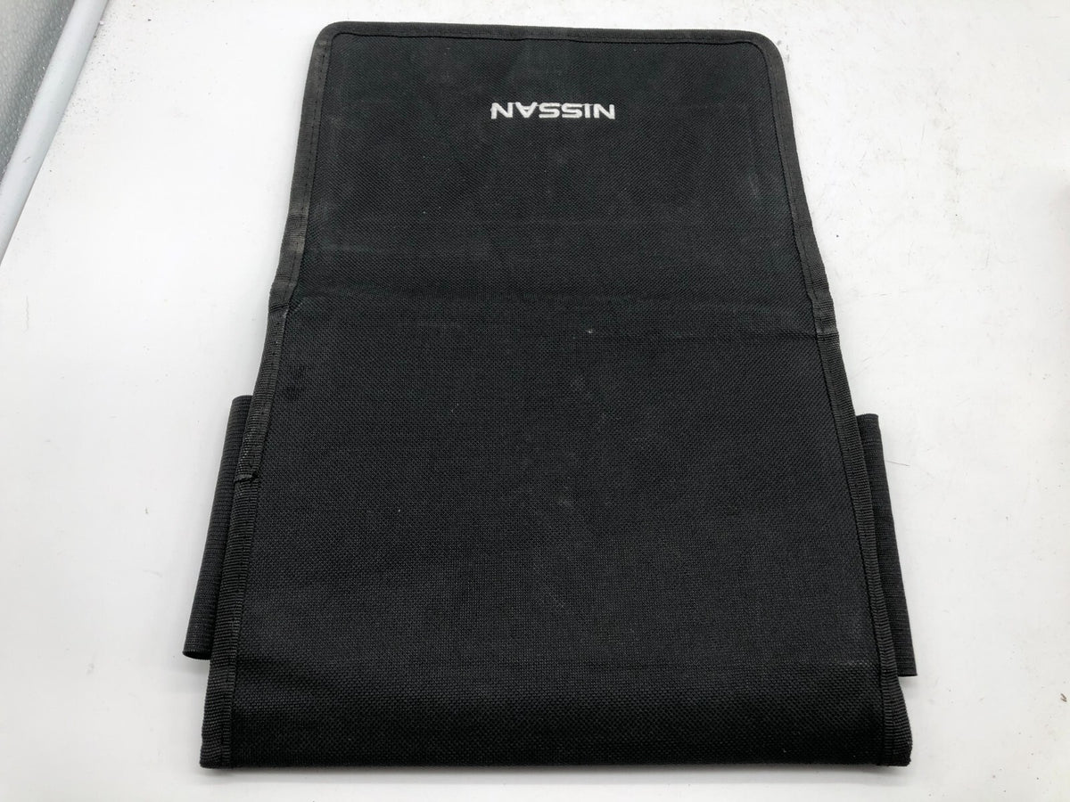2014 Nissan Rogue Owners Manual Set with Case OEM R01B19006