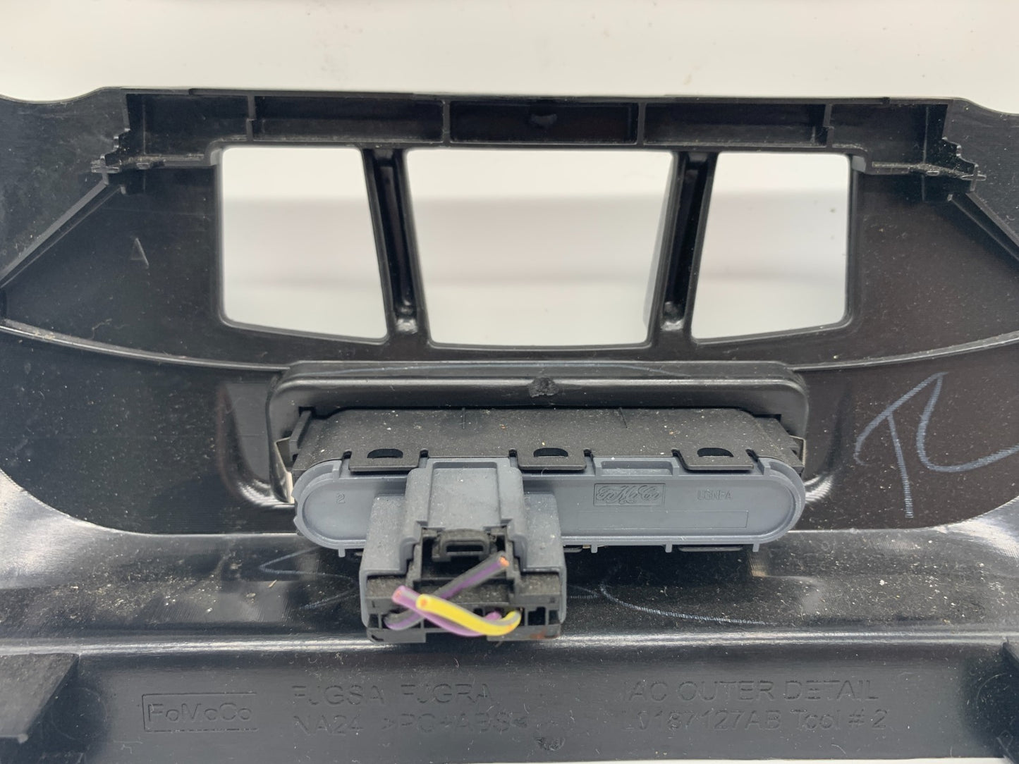 2010-2012 Ford Fusion Front Dashboard Bezel Radio Control Panel OEM