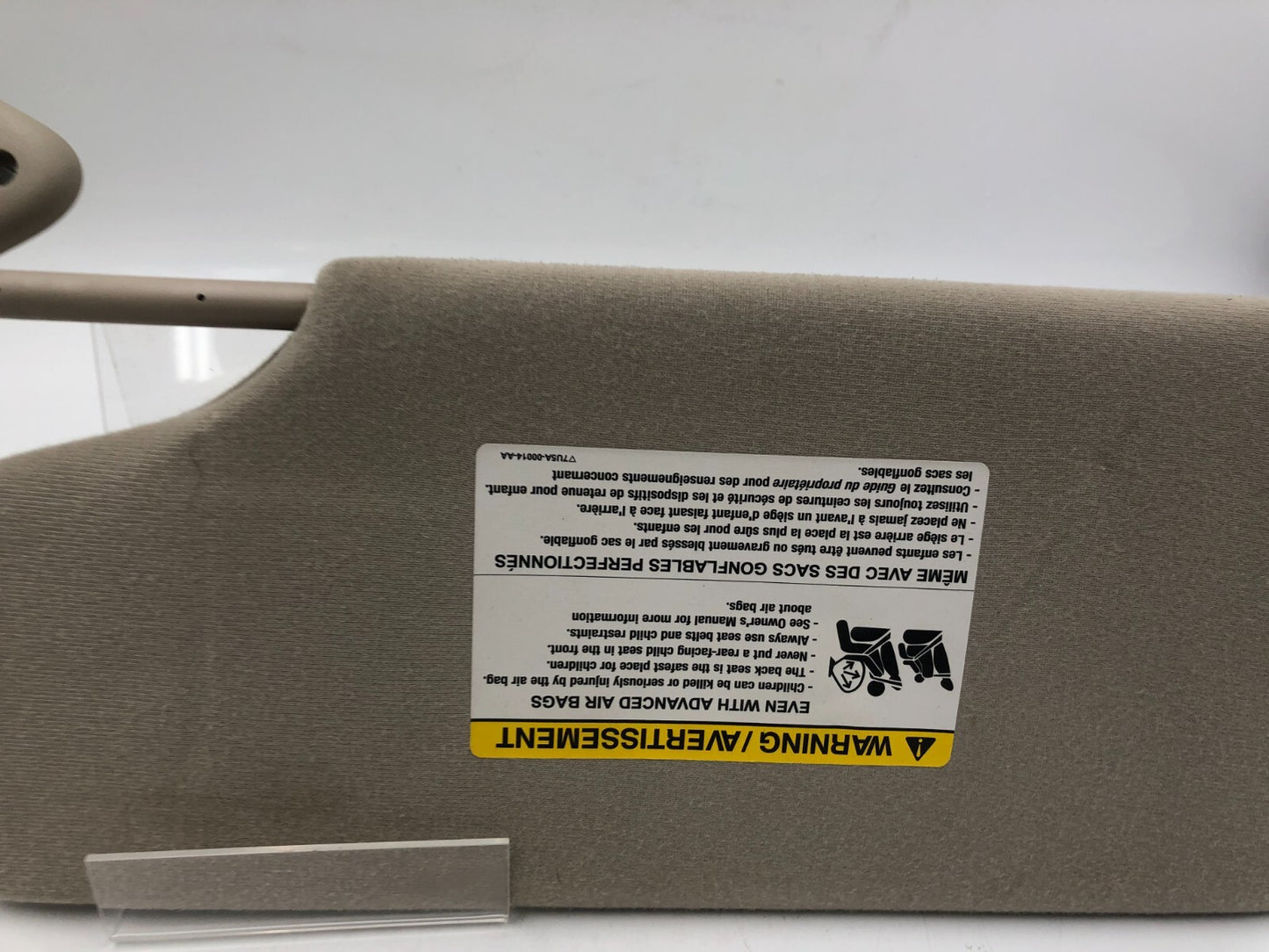 2008-2009 Mercury Sable Passenger Sun Visor Tan Illuminated OEM B02B05049