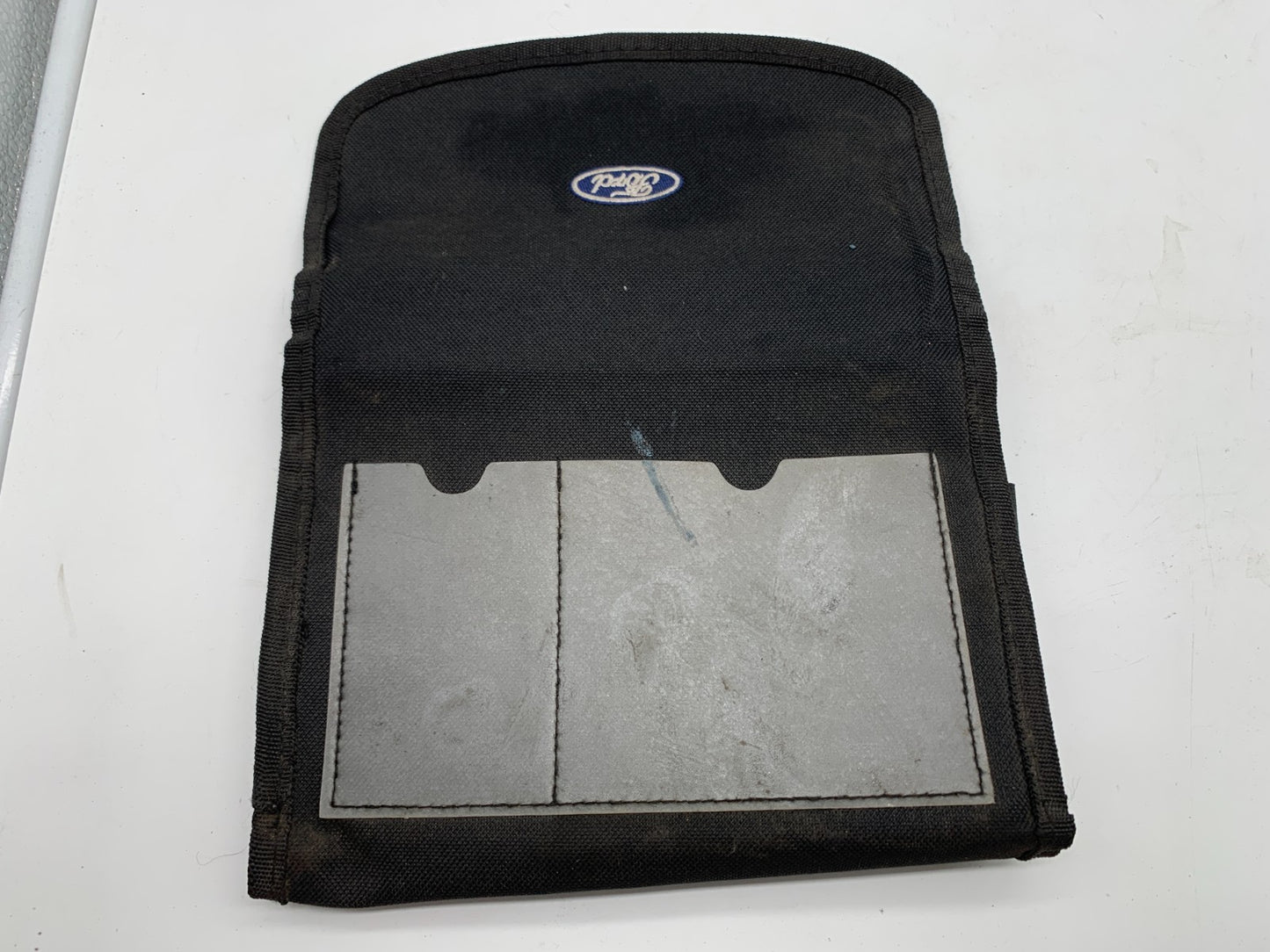 2011 Ford Explorer Owners Manual Set with Case OEM A01B36039