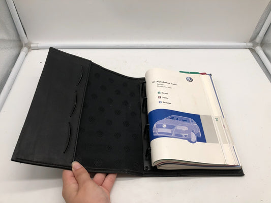 2006 Volkswagen Passat Owners Manual Set with Case OEM C02B53055