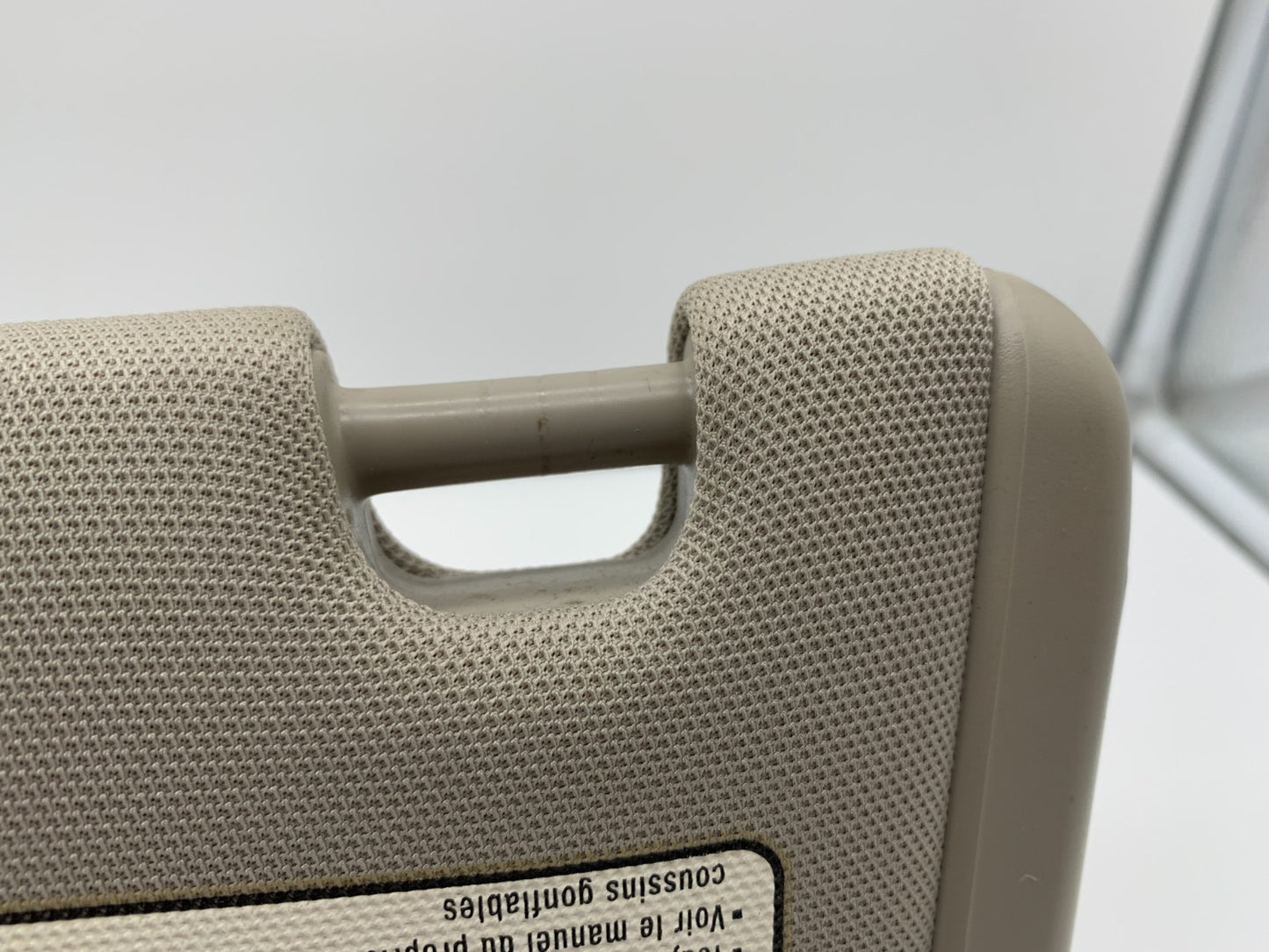 2002-2005 Subaru Legacy Passenger Sun Visor Gray Illuminated OEM B04B37001