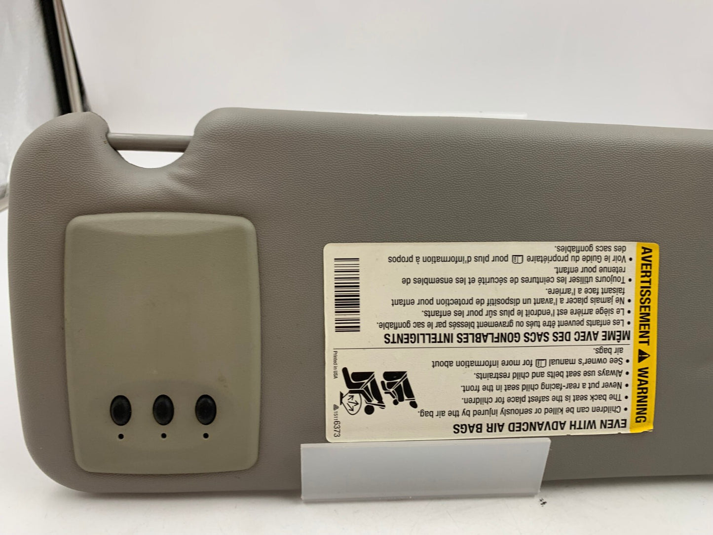 2003-2007 Cadillac CTS Driver Sun Visor Gray Illuminated OEM D02B70011