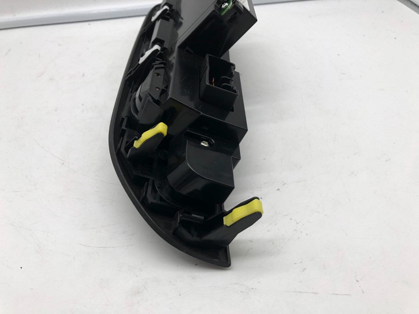 2002-2006 Toyota Camry AC Heater Climate Control Unit OEM E02B01005