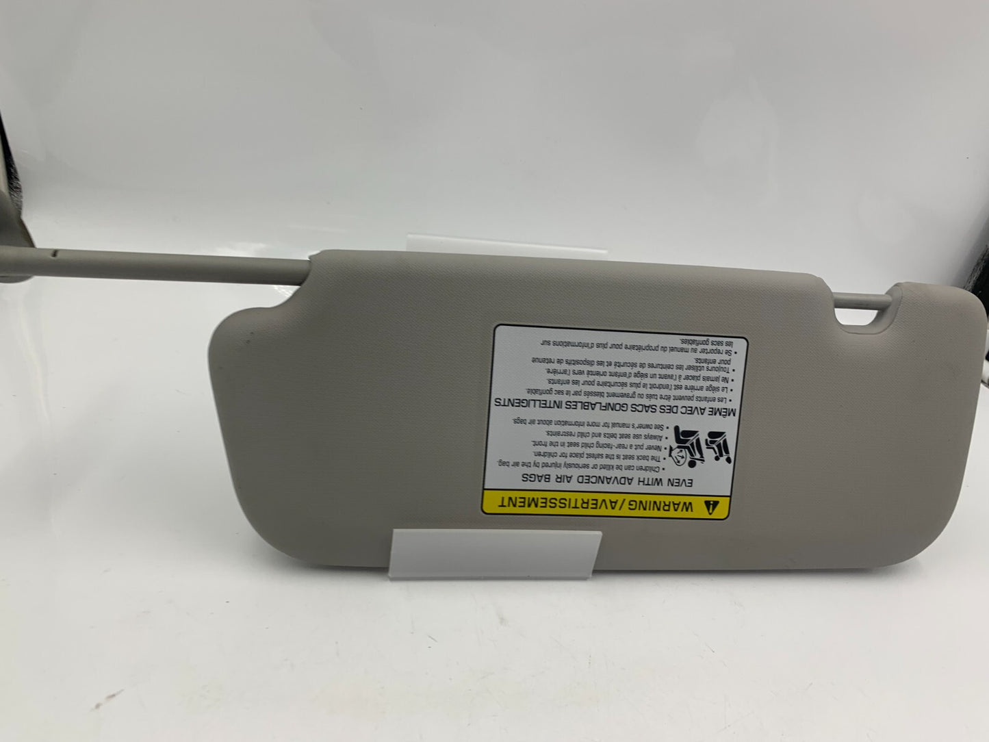 2017-2018 Kia Forte Passenger Sun Visor Gray OEM D03B36056
