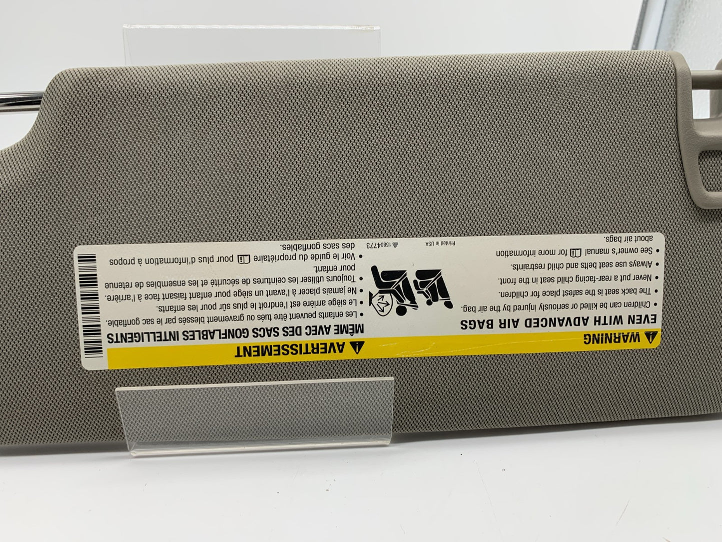 2015-2019 Cadillac CTS Passenger Sun Visor Beige Illuminated OEM B04B37002