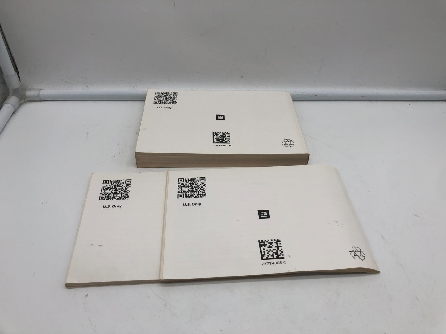 2014 Chevrolet Cruze Owners Manual Set OEM A04B50043