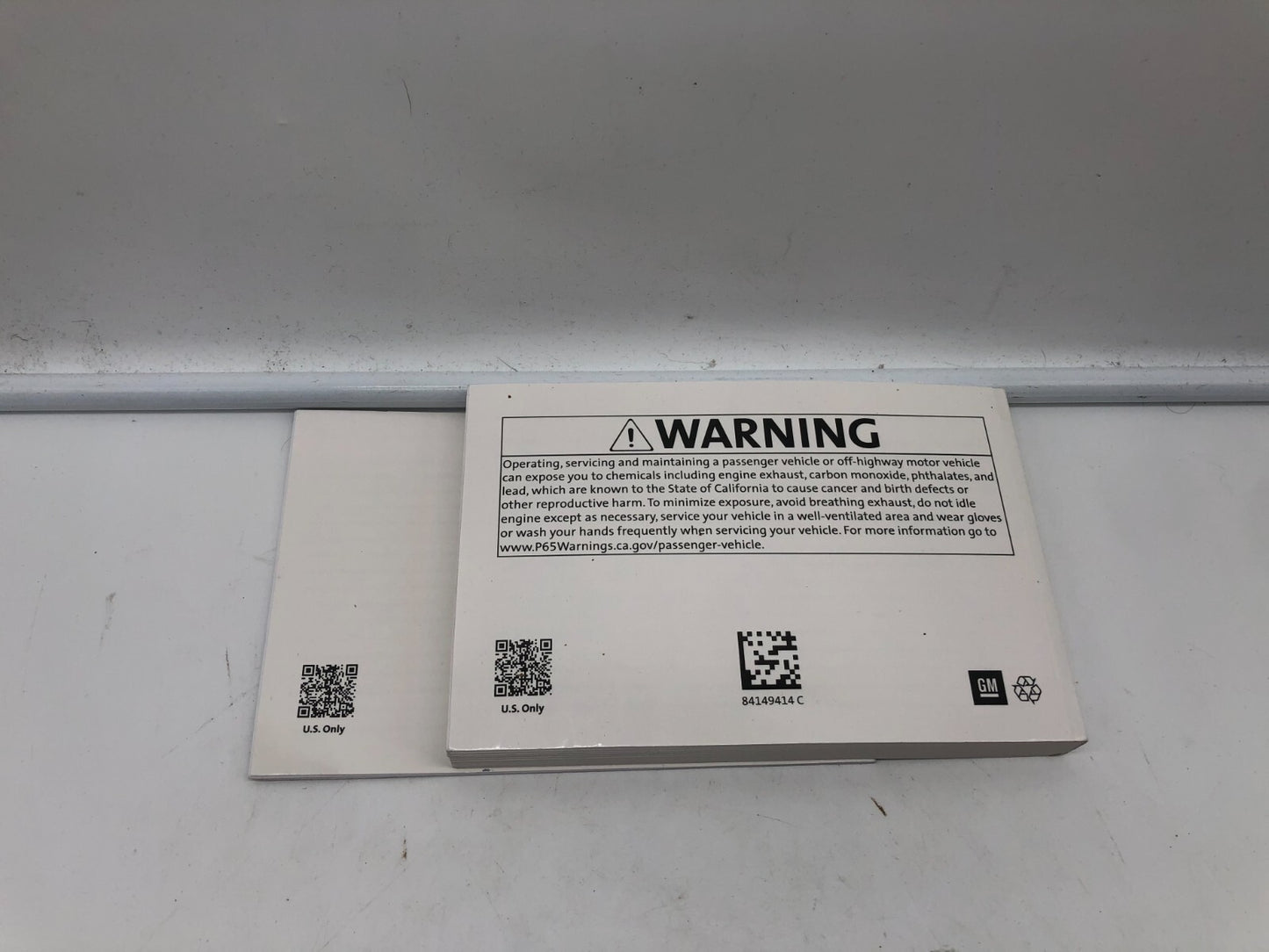 2019 Chevrolet Traverse Owners Manual Set OEM B03B63016