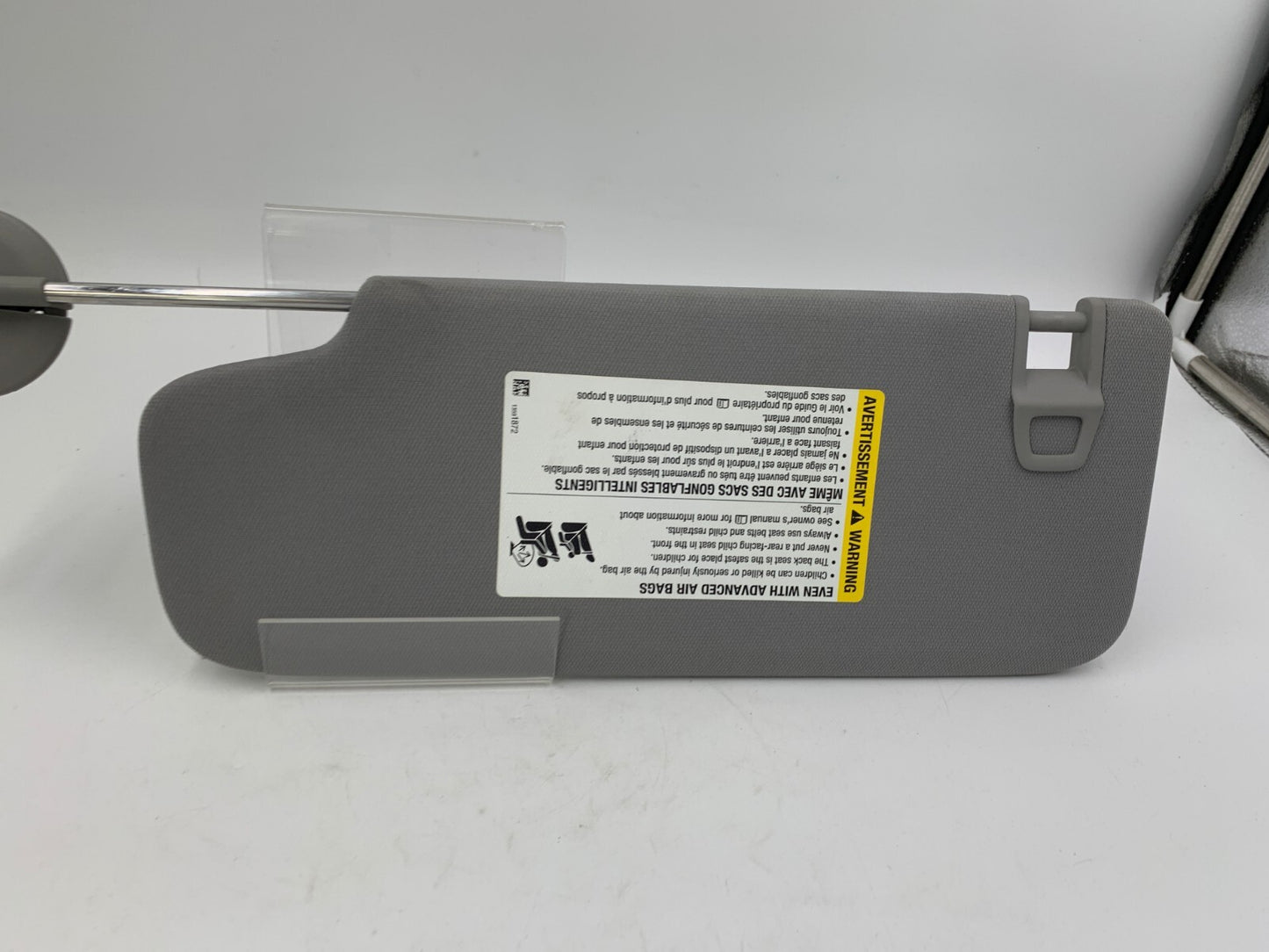 2018-2023 GMC Terrain Passenger Sun Visor Illuminated Gray A01B32053