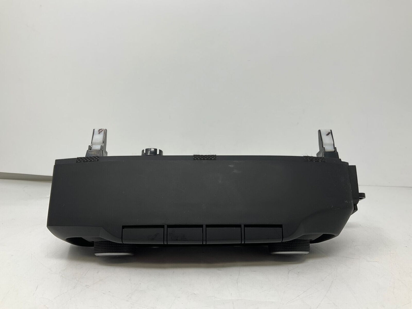 2019-2020 Hyundai Veloster Heater Climate Control Unit OEM A01B28062