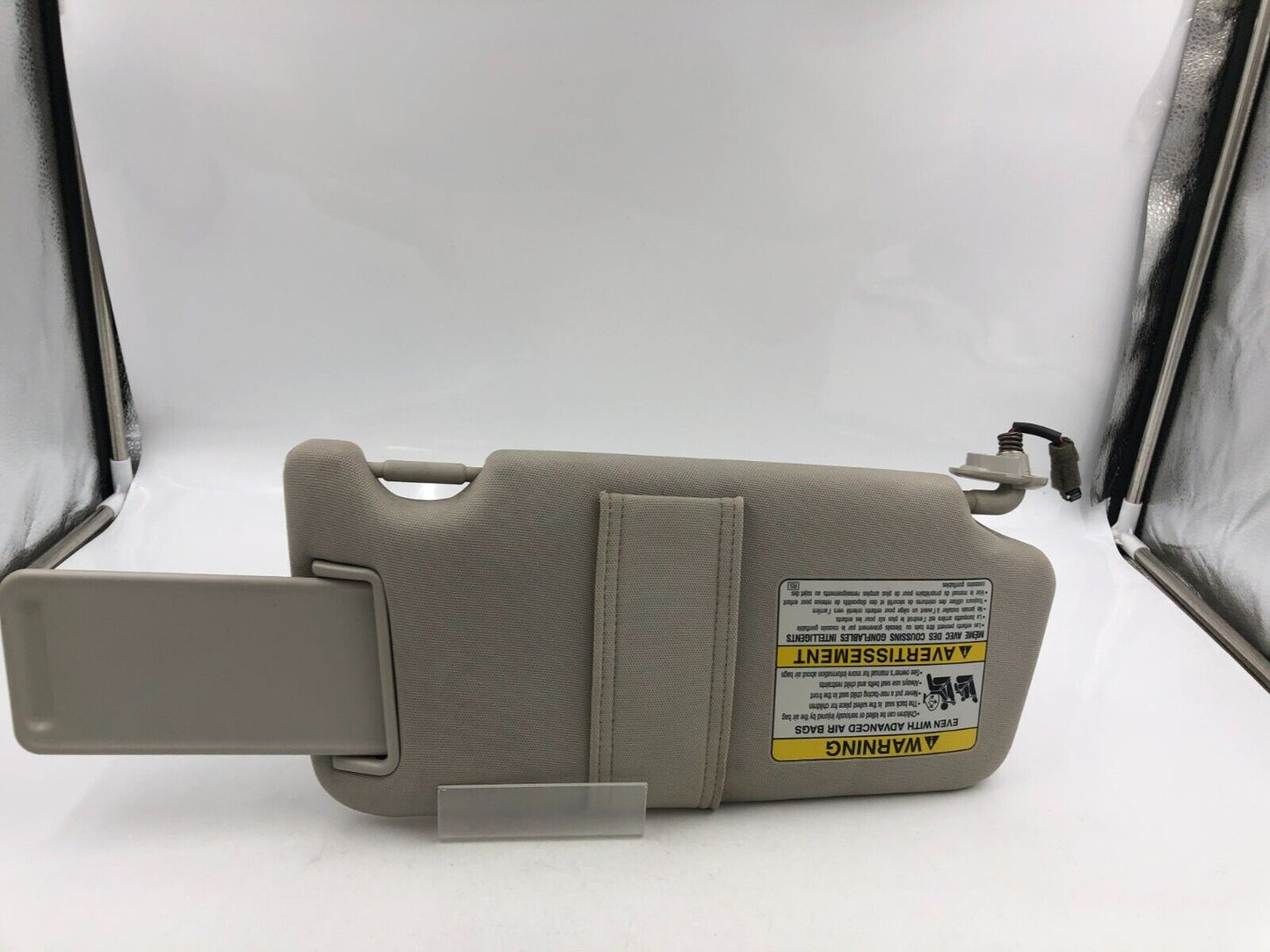 2010-2014 Subaru Legacy Driver Sun Visor Sunvisor Gray Illuminated OEM D01B25032