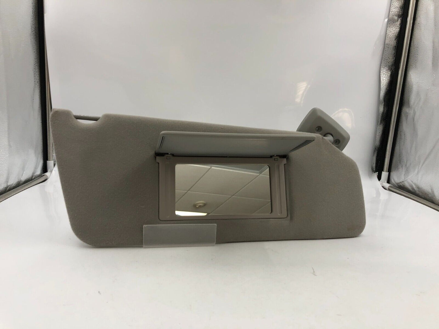 2004-2008 Ford F150 Passenger Sun Visor Sunvisor Gray OEM D03B48037