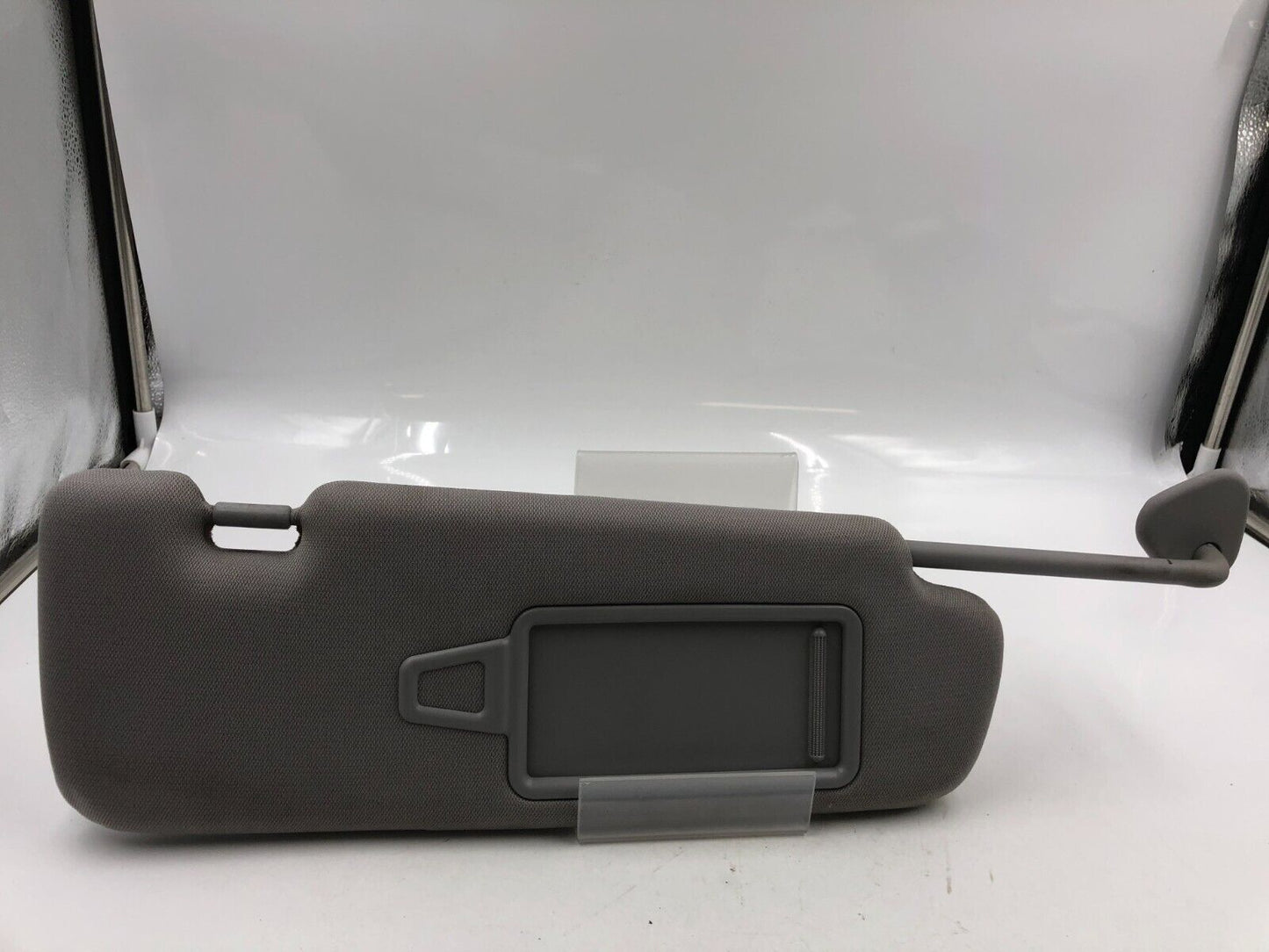 2011-2015 Hyundai Sonata Passenger Sun Visor Sunvisor Gray Illuminated D01B39066