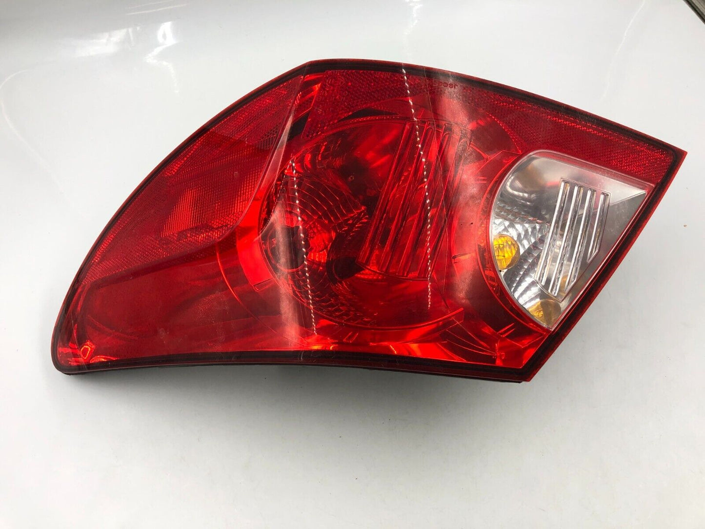 2007-2008 Chrysler Sebring Passenger Side Tail Light Taillight OEM C04B44050