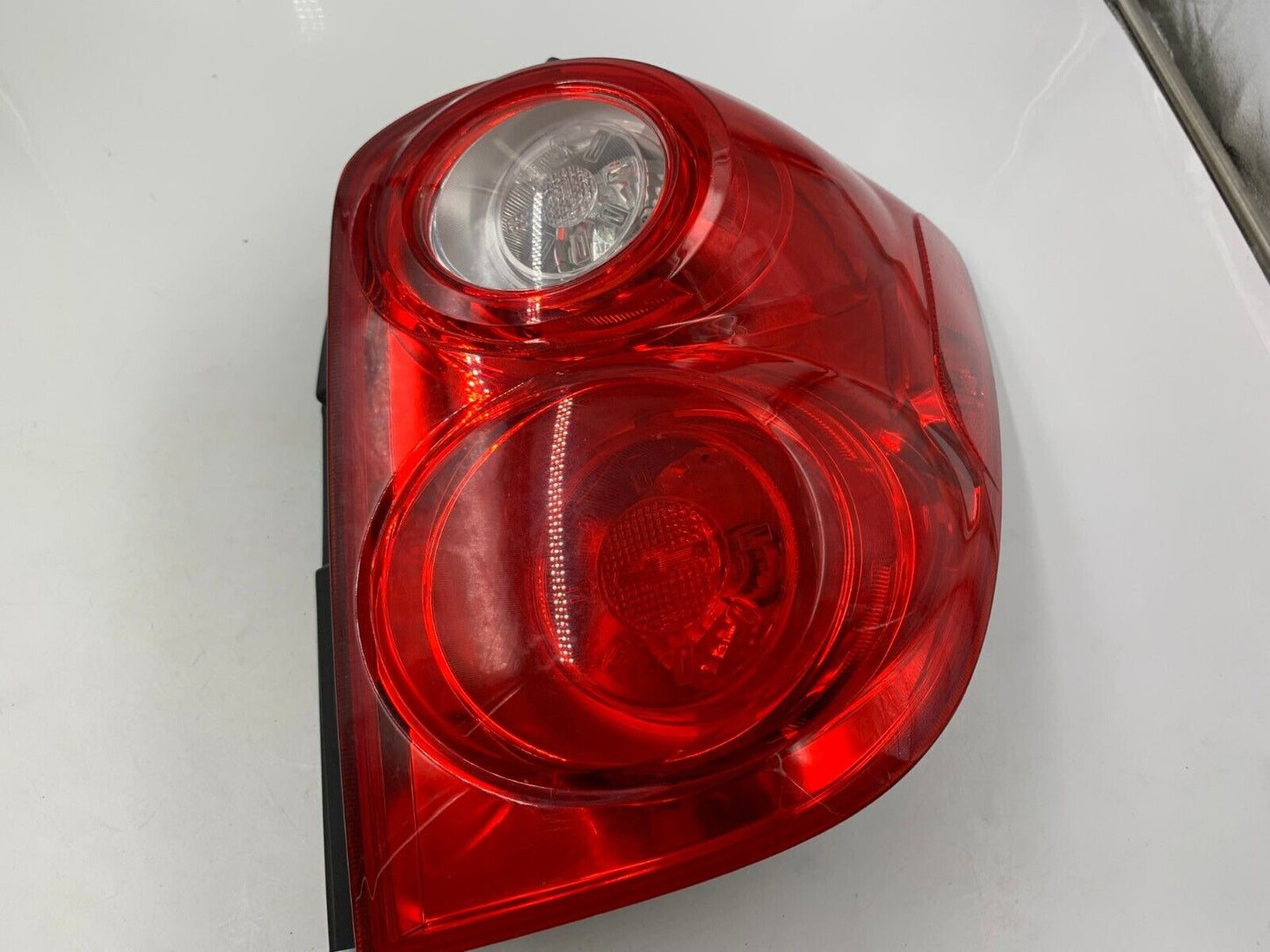 2010-2015 Chevrolet Equinox Passenger Side Tail Light Taillight OEM F02B02052