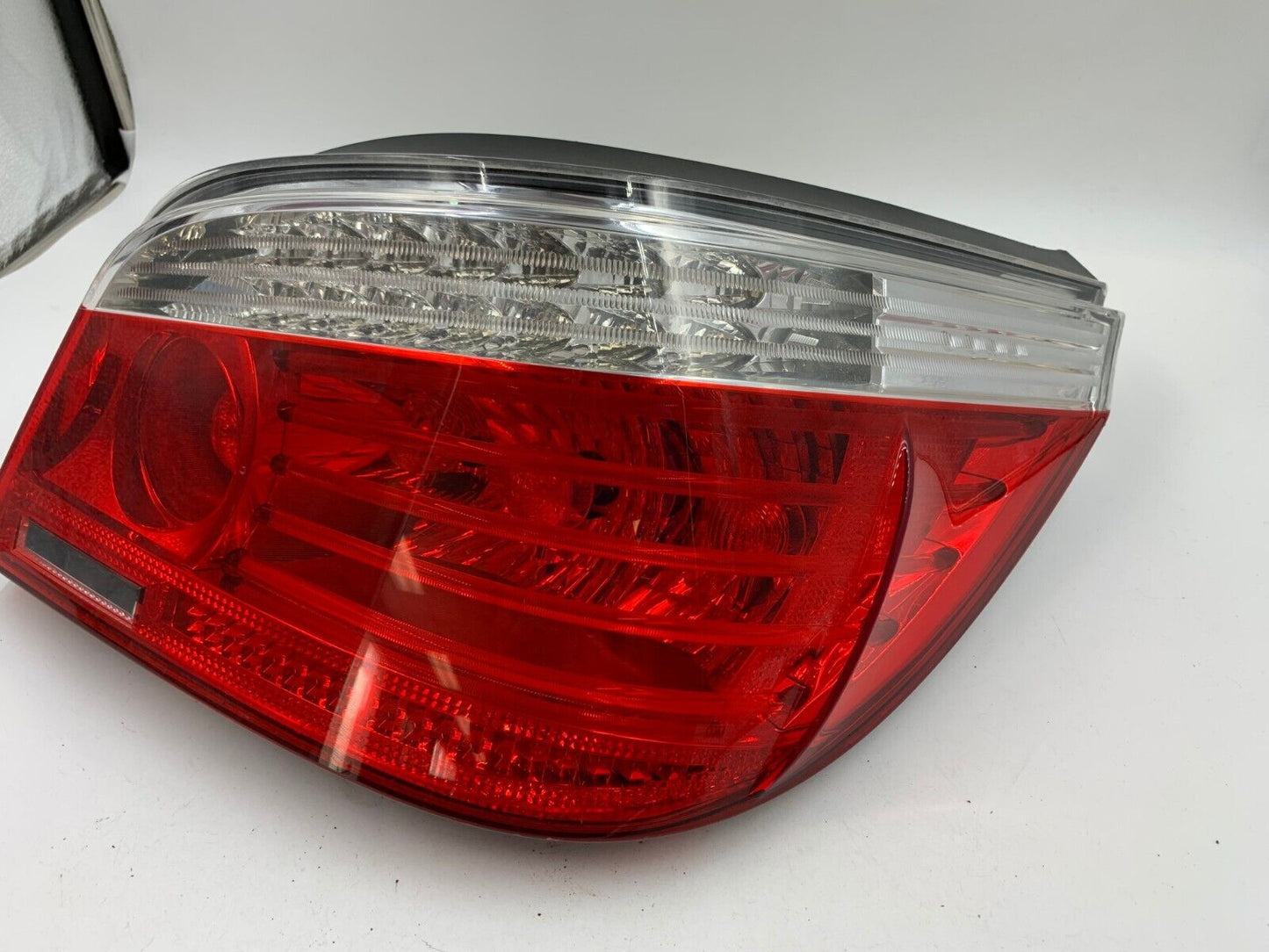 2008-2010 BMW 528i Passenger Side Tail Light Taillight OEM G02B46003