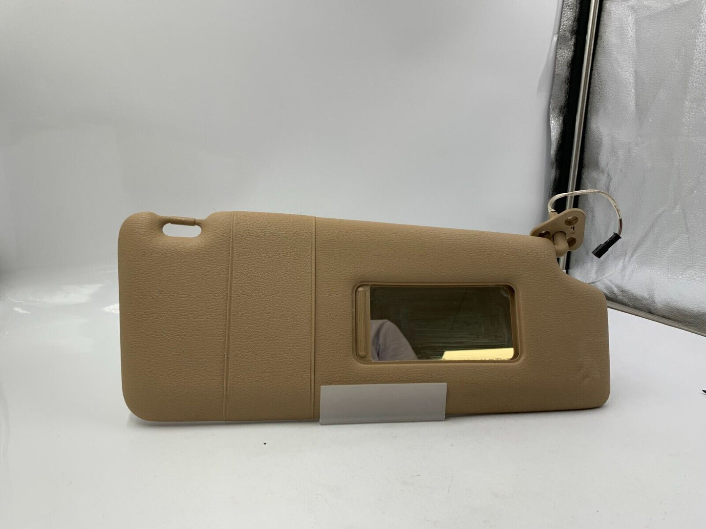 2007-2010 BMW X3 Passenger Sun Visor Sunvisor Illuminated Tan OEM D04B11048