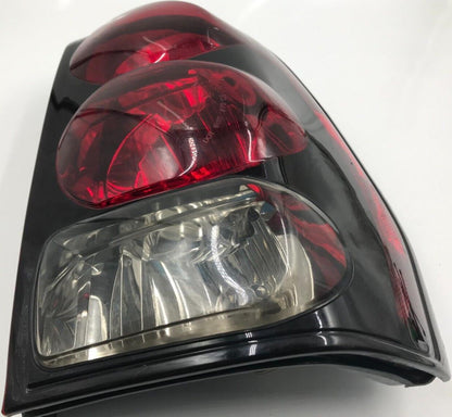 2002-2009 Chevrolet Trailblazer Passenger Side Tail Light Taillight A04B55035