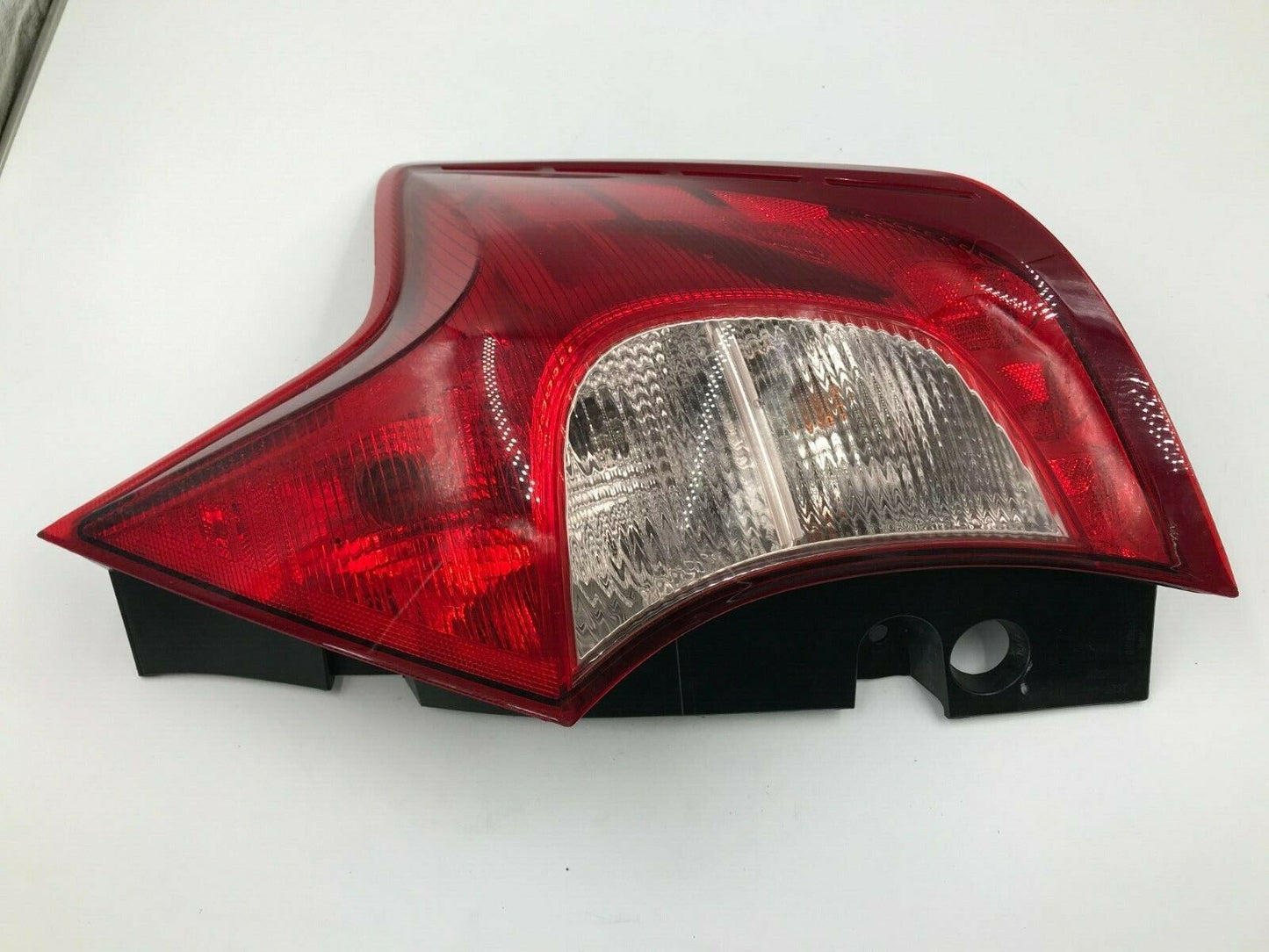 2014-2019 Nissan Versa Passenger Side Tail Light OEM K01B51001