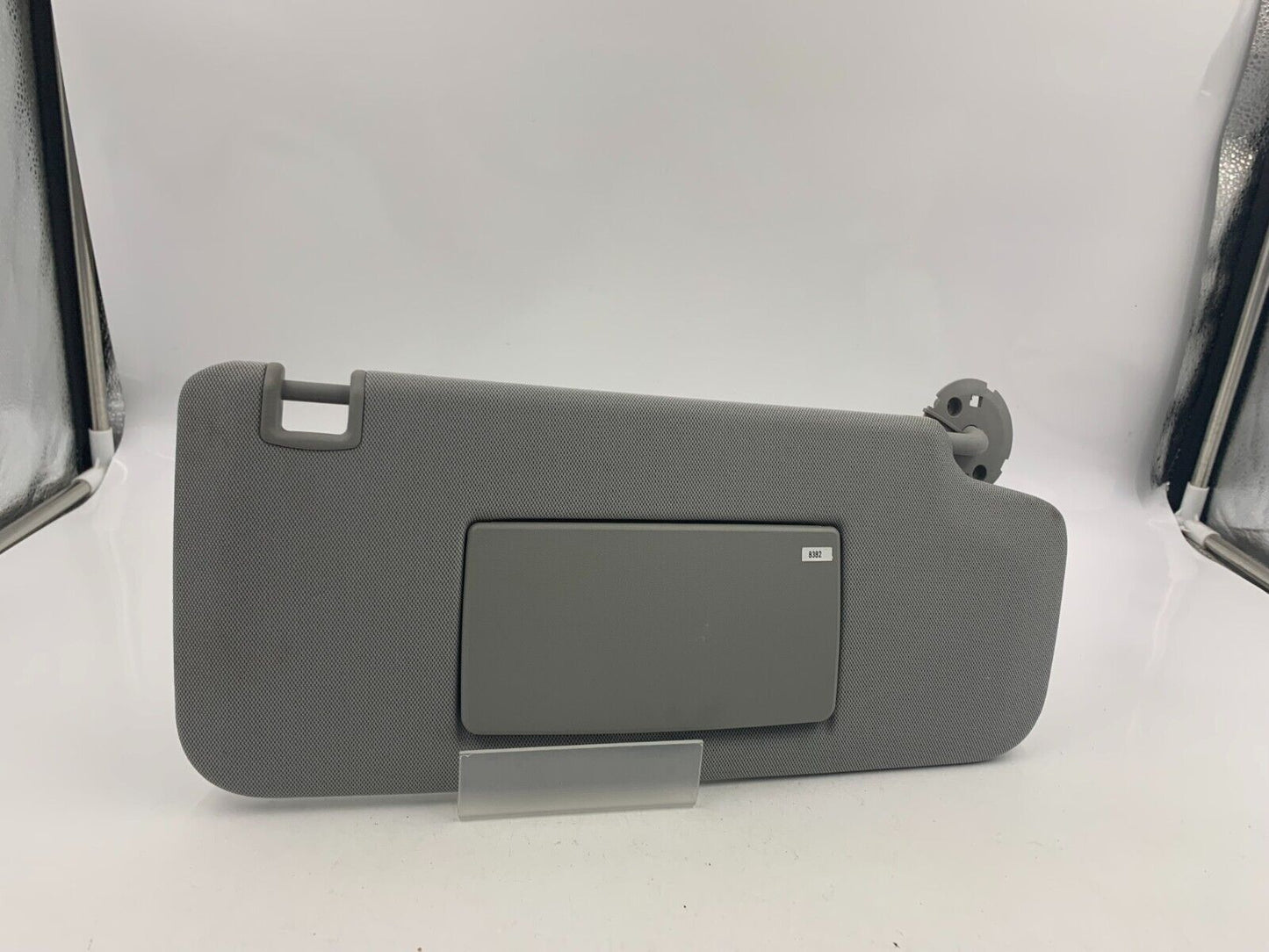 2017-2020 Chevrolet Trax Passenger Sun Visor Sunvisor Gray OEM D01B30063