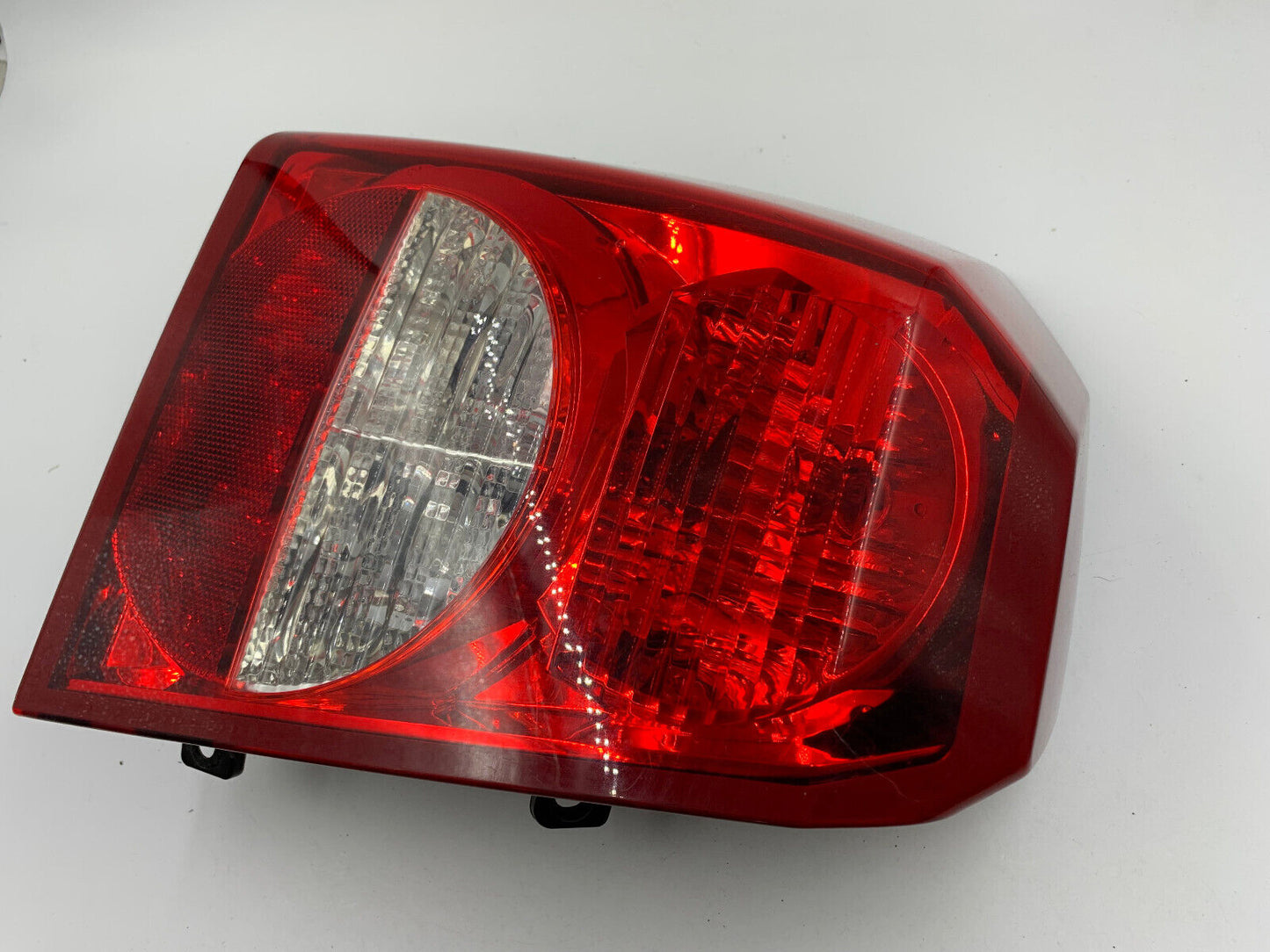 2008-2012 Dodge Caliber Driver Side Tail Light Taillight OEM G02B53001