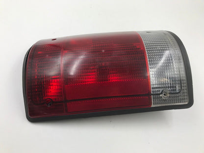 1995-2002 Ford E150 Passenger Tail Light Taillight Lamp OEM B12001