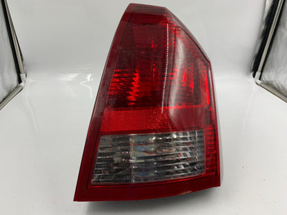 2005-2007 Chrysler 300 Passenger Side Tail Light Taillight OEM B01B31032