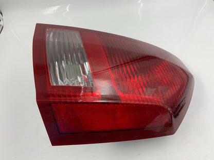 2005-2007 Chrysler 300 Passenger Side Tail Light Taillight OEM B01B31032