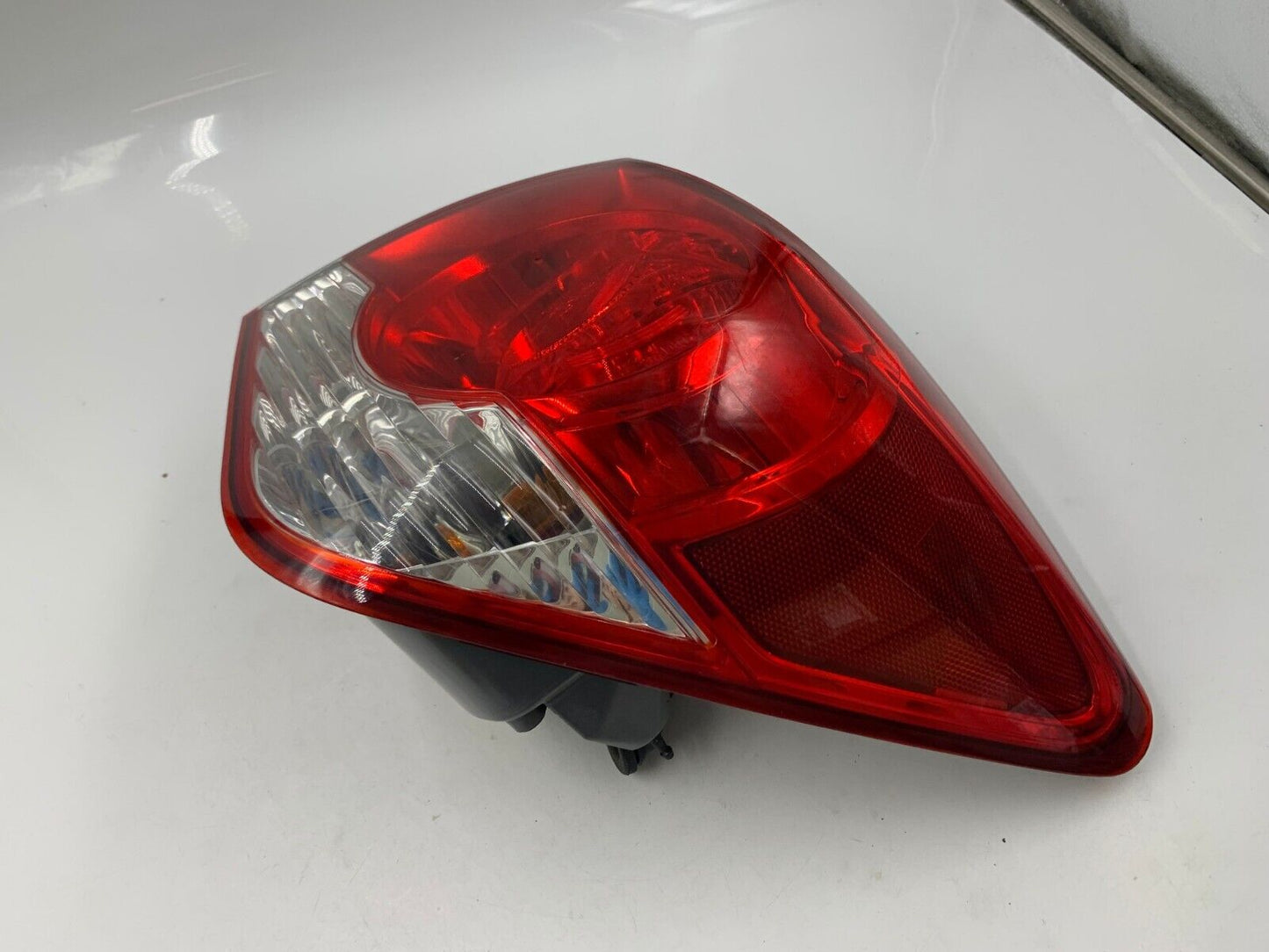 2011-2016 Chevrolet Cruze Passenger Side Tail Light Taillight OEM G02B43051