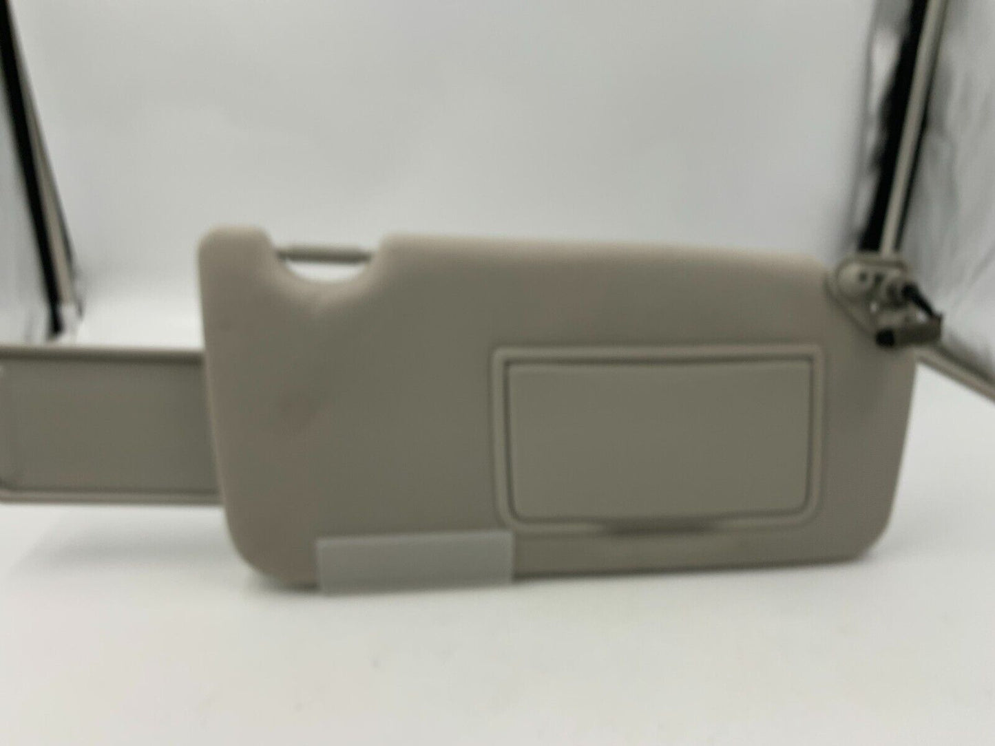 2010-2014 Subaru Legacy Passenger Sun Visor Sunvisor Gray Illuminated G02B16052