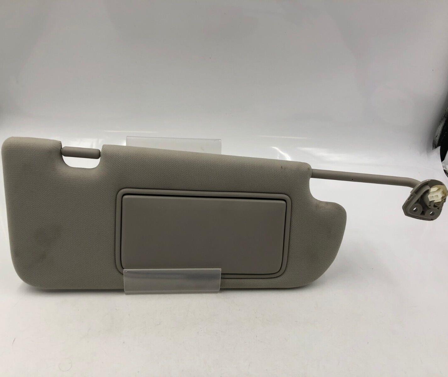 2014-2019 Infiniti Q50 Passenger Sun Visor Sunvisor Gray Illuminated F02B25045