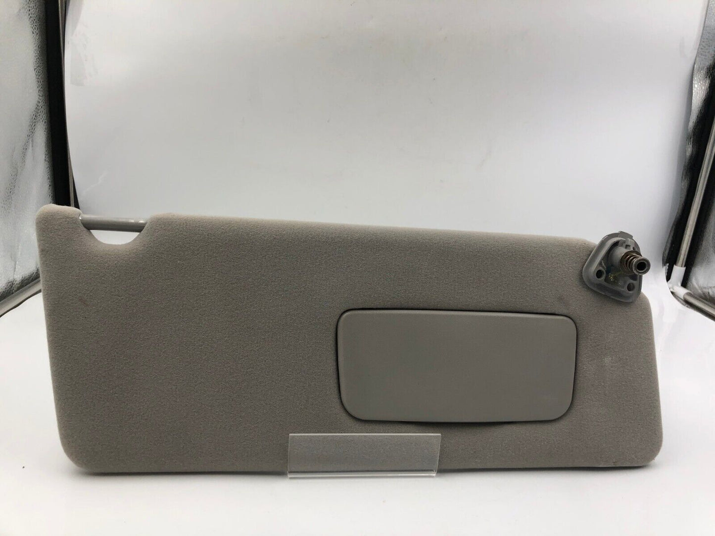 2002-2006 Toyota Camry Passenger Sun Visor Sunvisor Gray OEM H01B22069