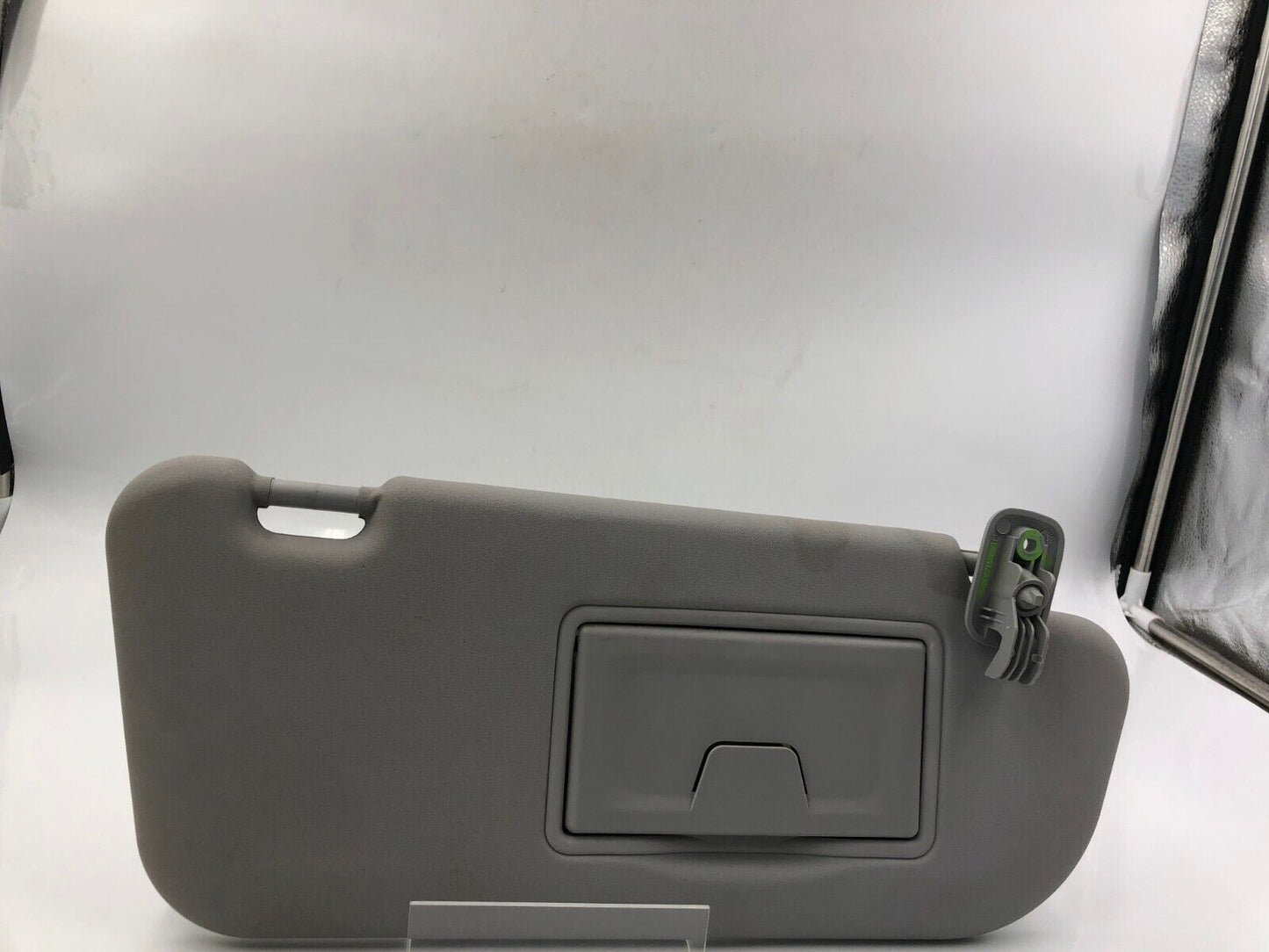 2007-2009 Mazda 3 Passenger Sun Visor Sunvisor Gray OEM H01B22070