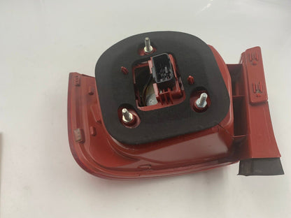 2008-2010 Volkswagen Passat Driver Side Tail Light Taillight OEM G01B25050