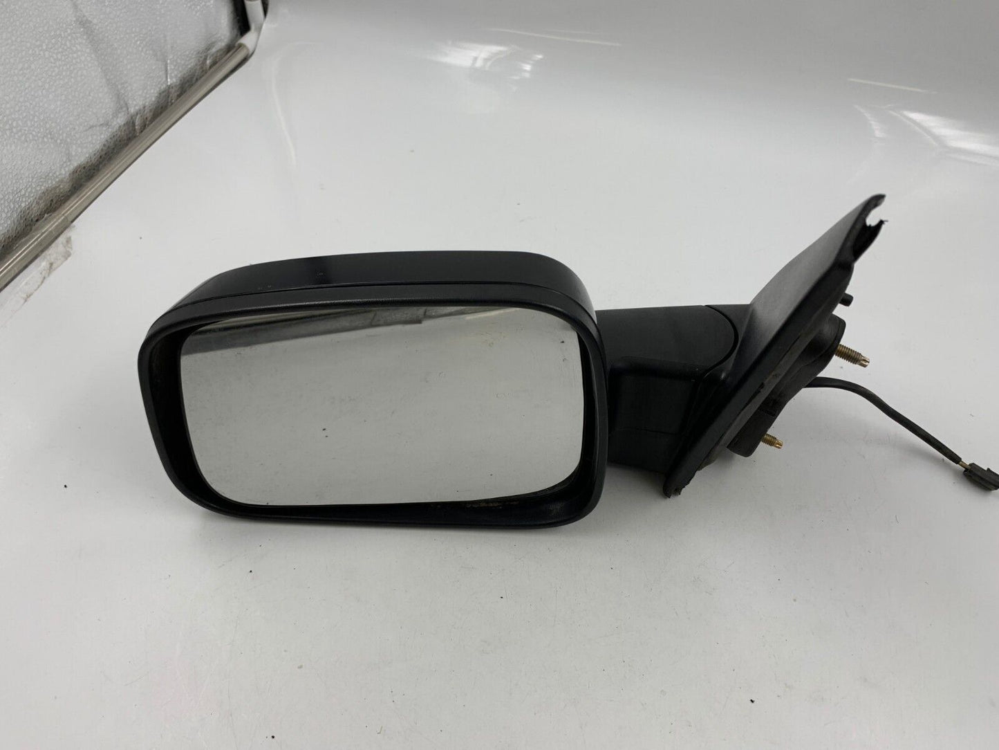 2006-2011 Chevrolet HHR Driver Side View Power Door Mirror Black OEM E04B34017