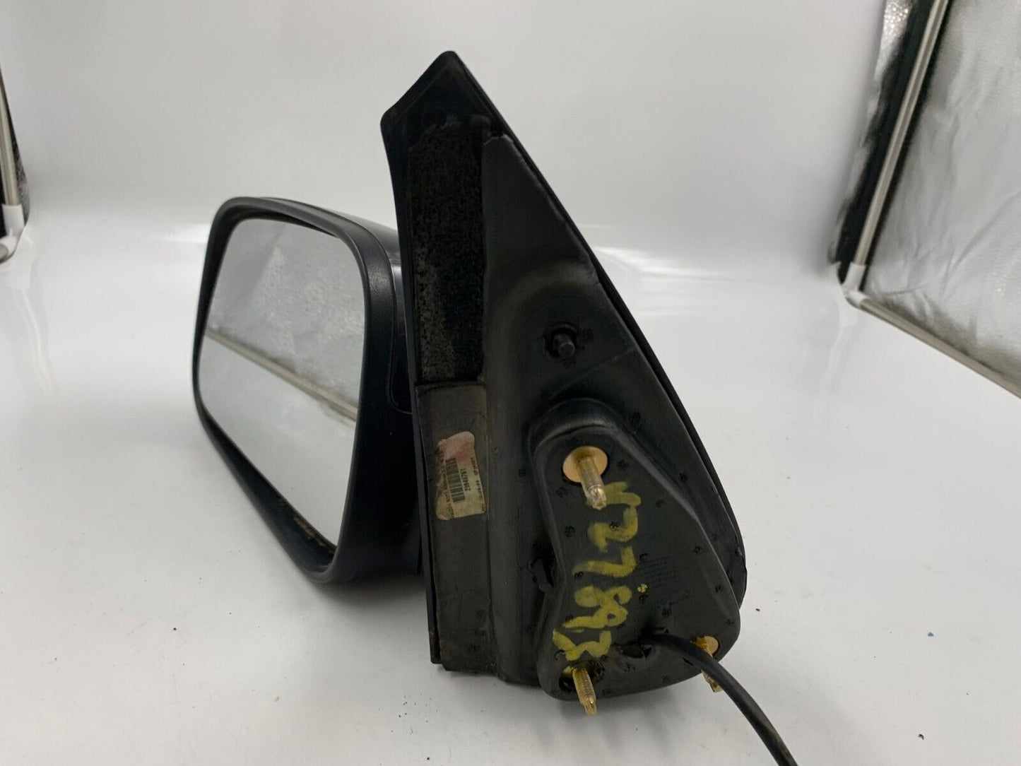 2006-2011 Chevrolet HHR Driver Side View Power Door Mirror Black OEM E04B34017