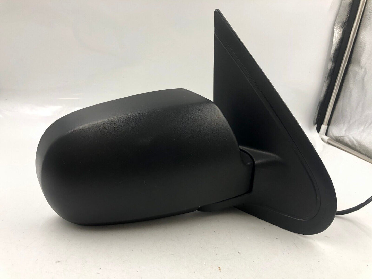 2001-2007 Ford Escape Passenger Side View Power Door Mirror Black OEM B04B41028